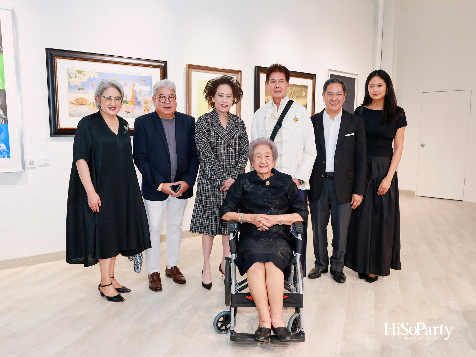 สยามพารากอน จัดนิทรรศการ ‘น้อมรำลึกในพระมหากรุณาธิคุณ แห่งสมเด็จพระบรมราชชนนีพันปีหลวง’ พร้อมเปิด Art Jewel ชั้น 5