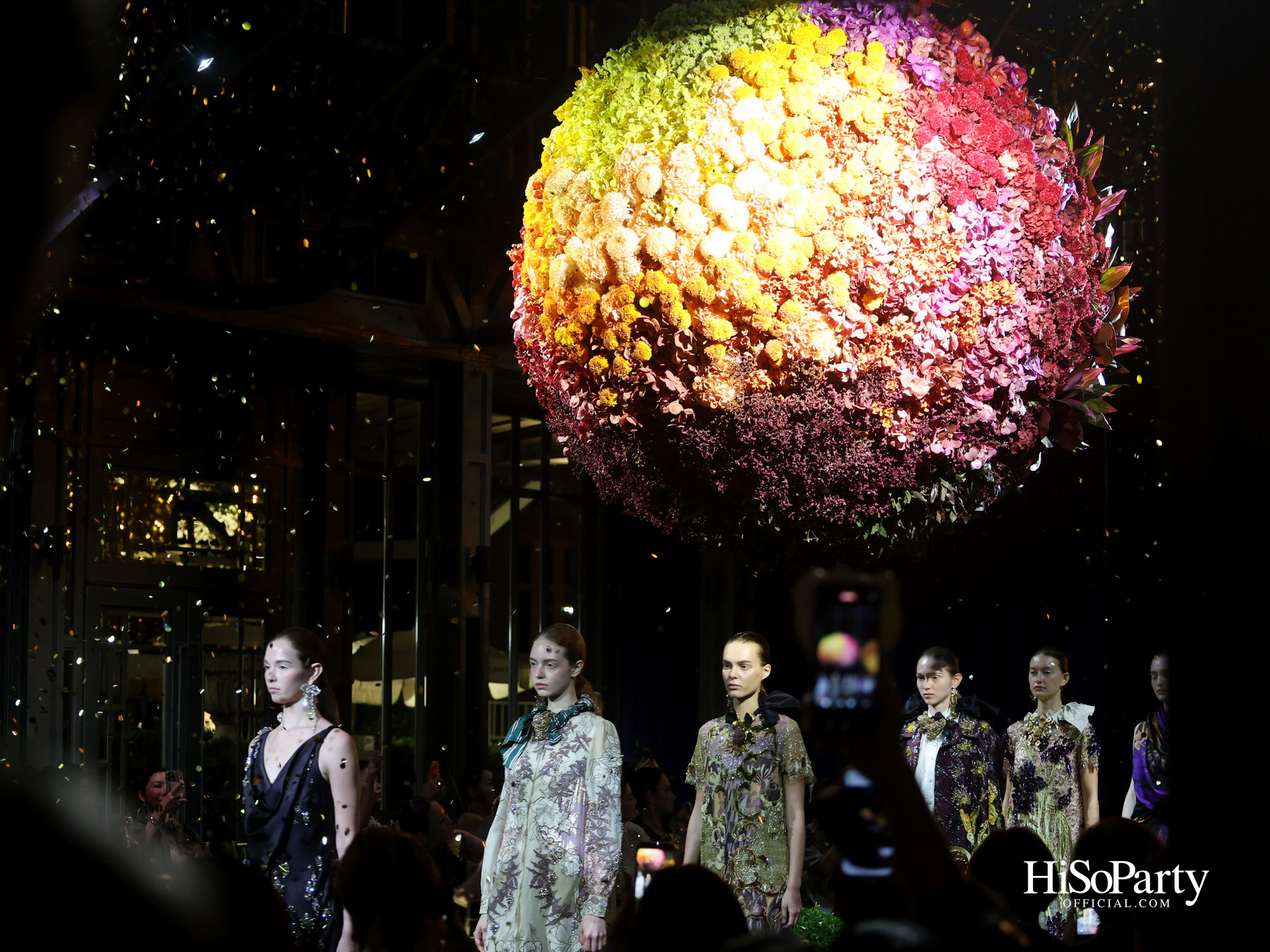 Club 21 จัดแฟชั่นโชว์ BIYAN Spring Summer 2026 ‘A Chromatic Reverie’ ณ The Glass House, Nai Lert Park