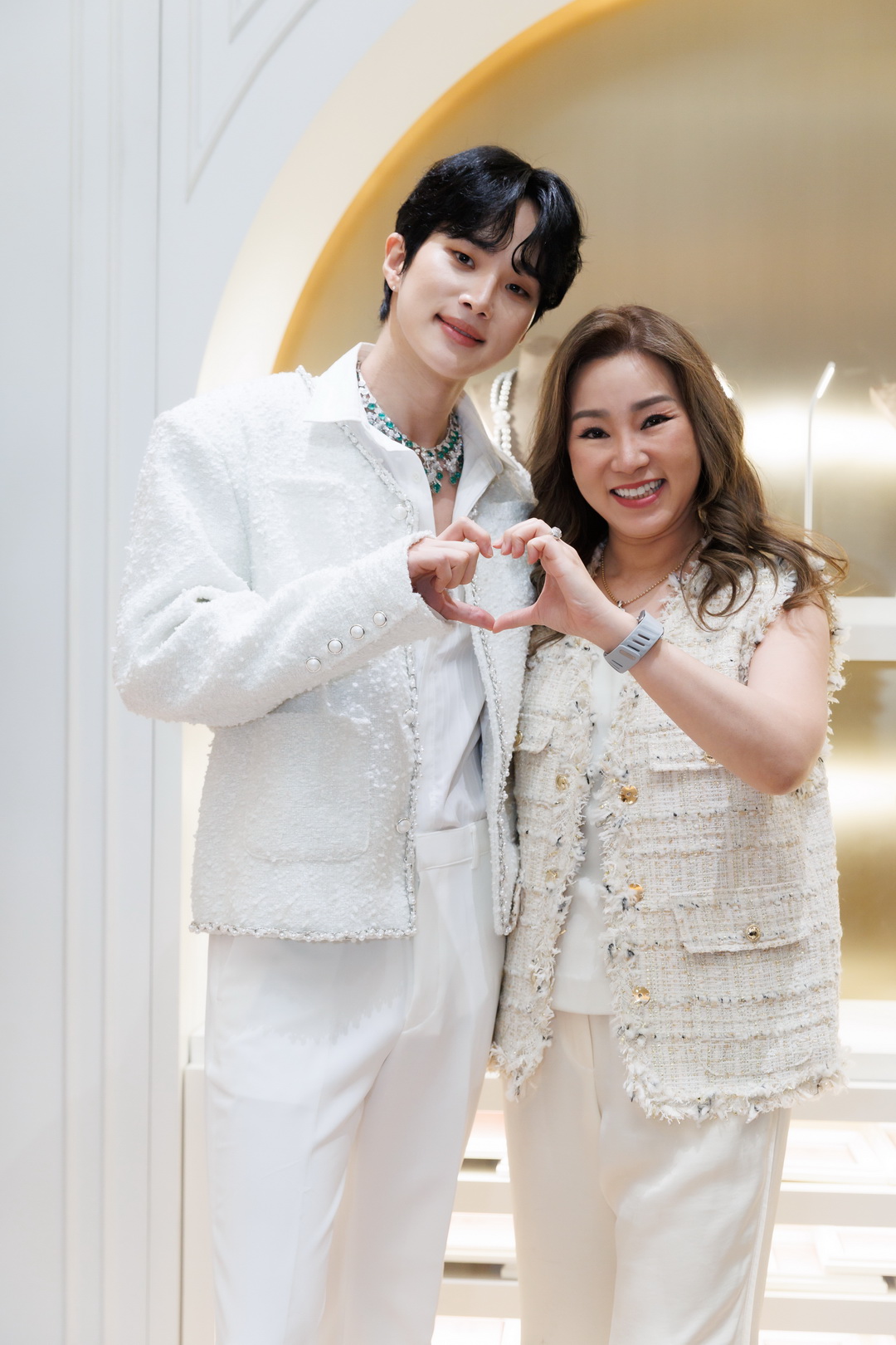 Beauty Gems เปิดตัว ‘Maison Abeille’ คอลเลกชันพิเศษ ในโอกาสแต่งตั้ง YU HYUN WOO แบรนด์แอมบาสเดอร์คนล่าสุด