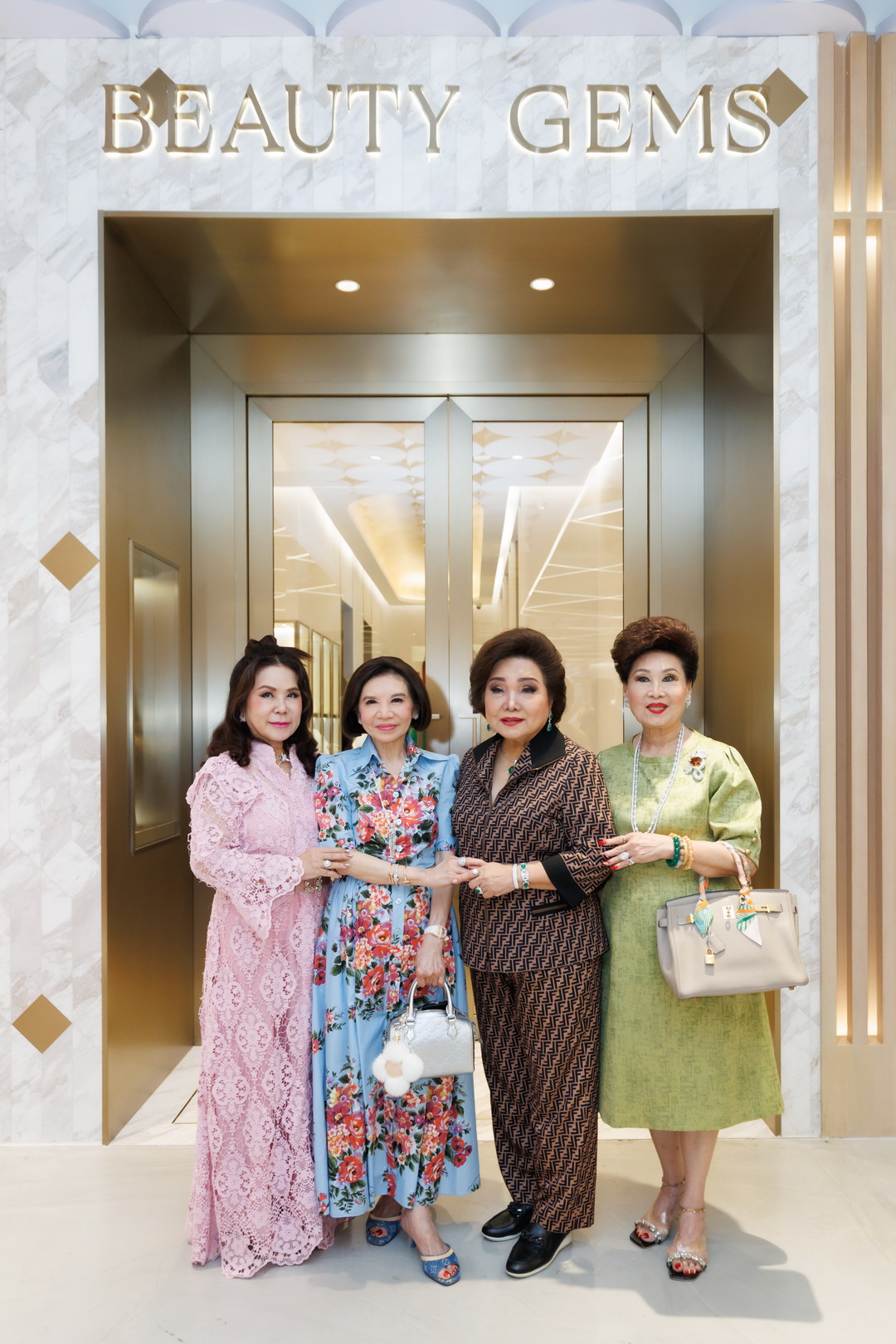 Beauty Gems เปิดตัว ‘Maison Abeille’ คอลเลกชันพิเศษ ในโอกาสแต่งตั้ง YU HYUN WOO แบรนด์แอมบาสเดอร์คนล่าสุด