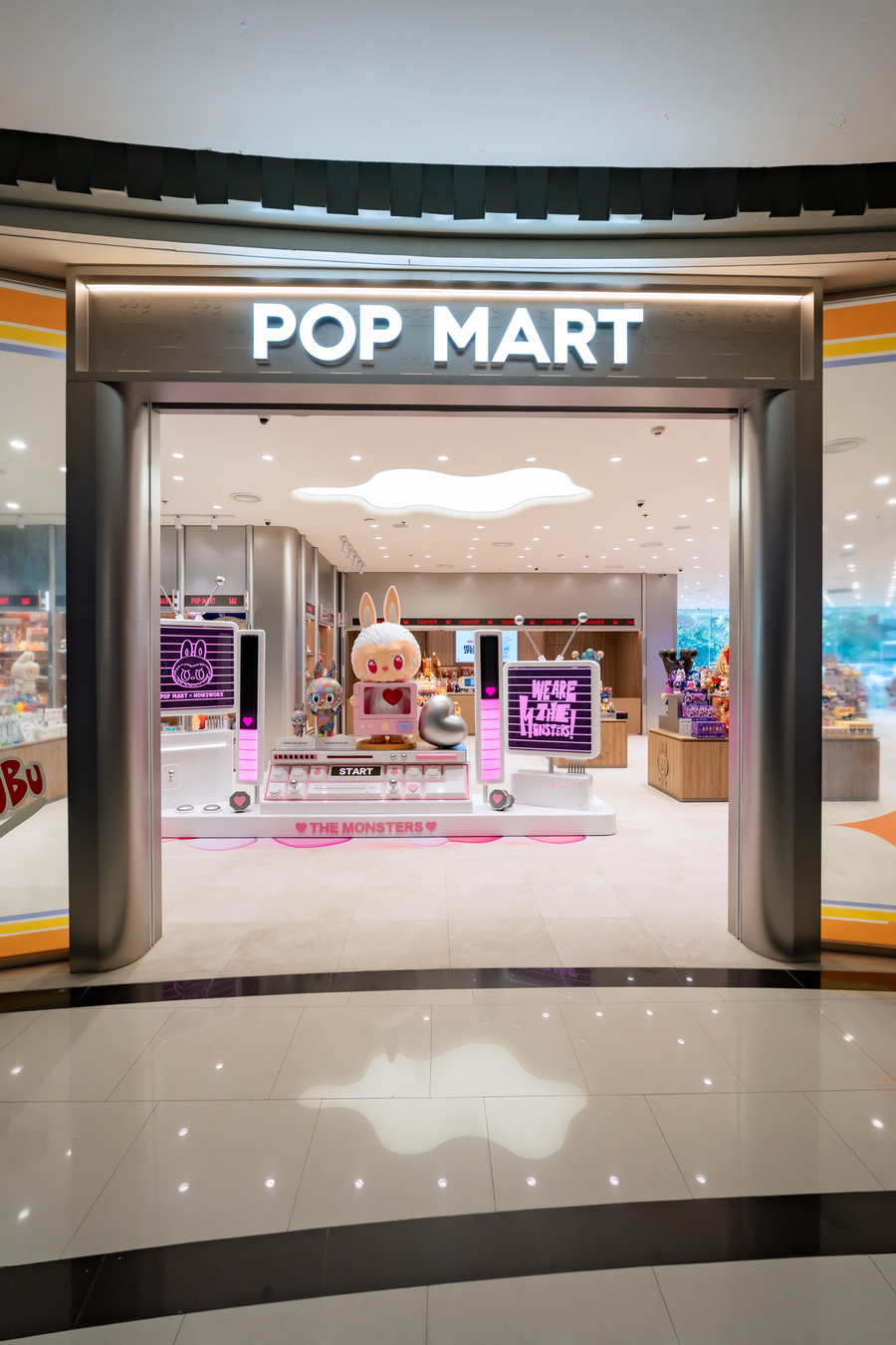 POP MART ขยายอาณาจักรป๊อปคัลเจอร์สู่รังสิต เปิดสโตร์ธีม ‘The Monsters’ ฉลอง 10 ปีแห่งจินตนาการ ณ ZPELL @ FUTURE PARK