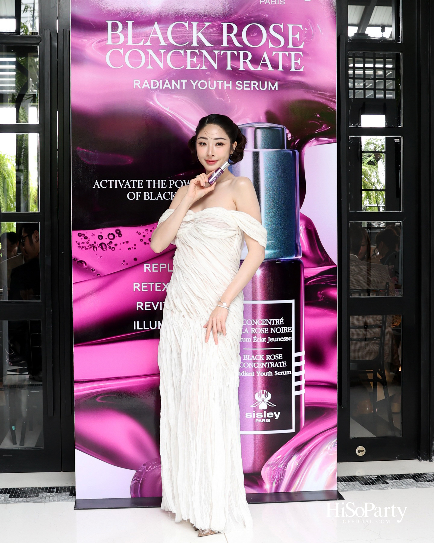 ‘Black Rose Concentrate Radiant Youth Serum’ นวัตกรรมล่าสุดจาก Sisley เปิดตัวอย่างเอ็กซ์คลูซีฟ ณ The Siam Hotel