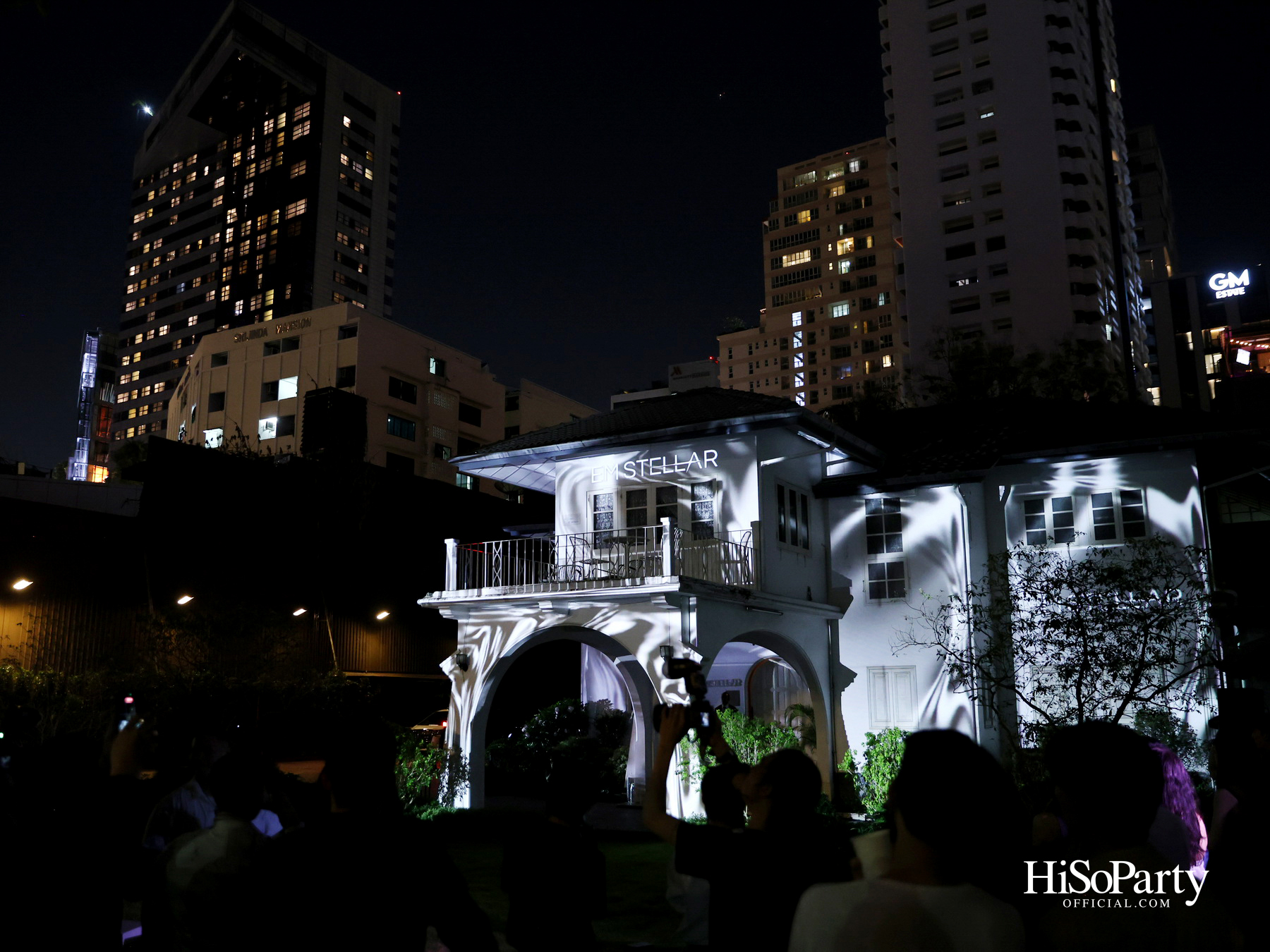 ‘EM STELLAR FIRST LIGHT’ ค่ำคืนเอ็กซ์คลูซีฟที่หลอมรวมไลฟ์สไตล์และศิลปะไว้อย่างลงตัว