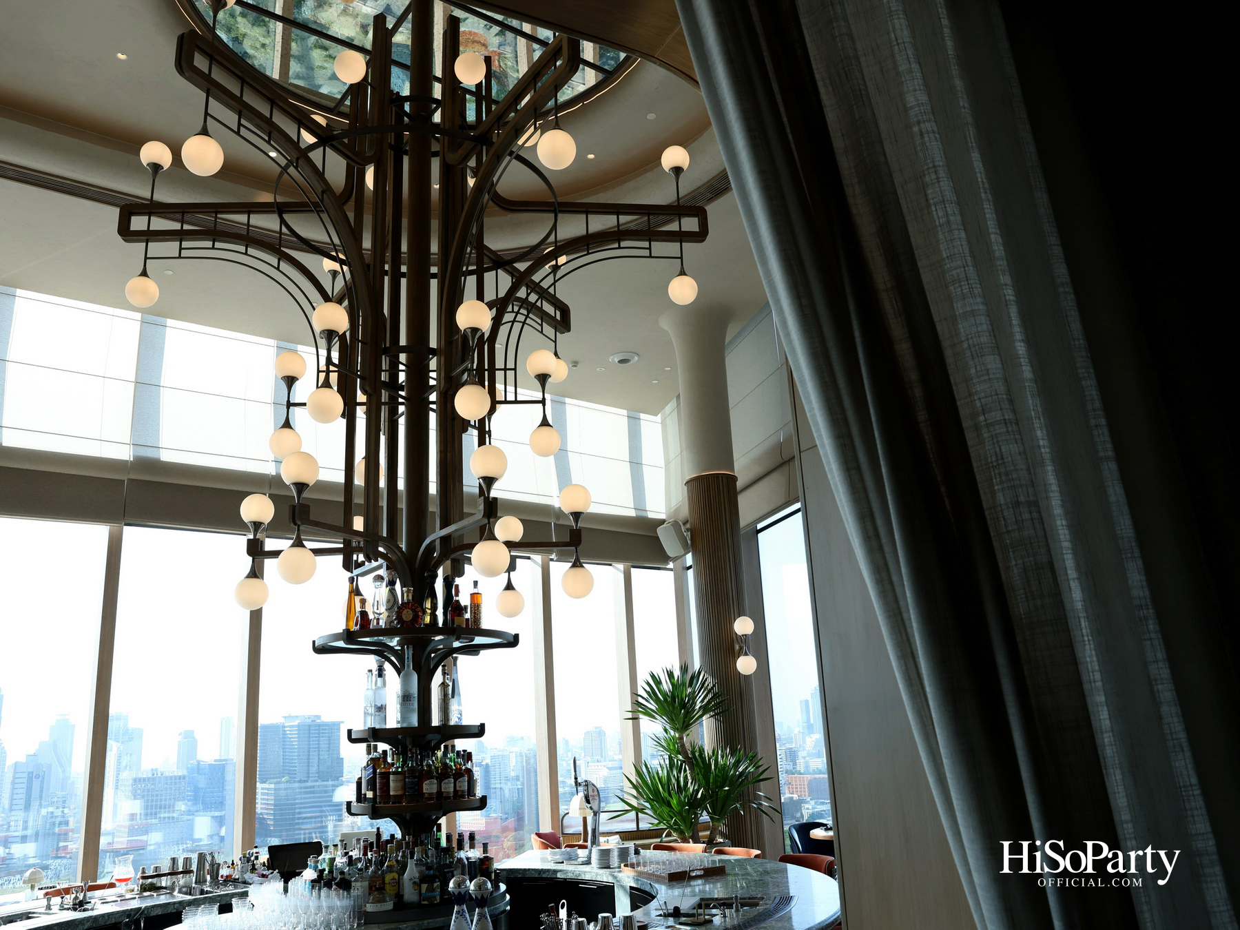 ‘Andaz One Bangkok Design & Art Talk’ ถ่ายทอดอัตลักษณ์ถนนวิทยุผ่านดีไซน์และศิลปะร่วมสมัย