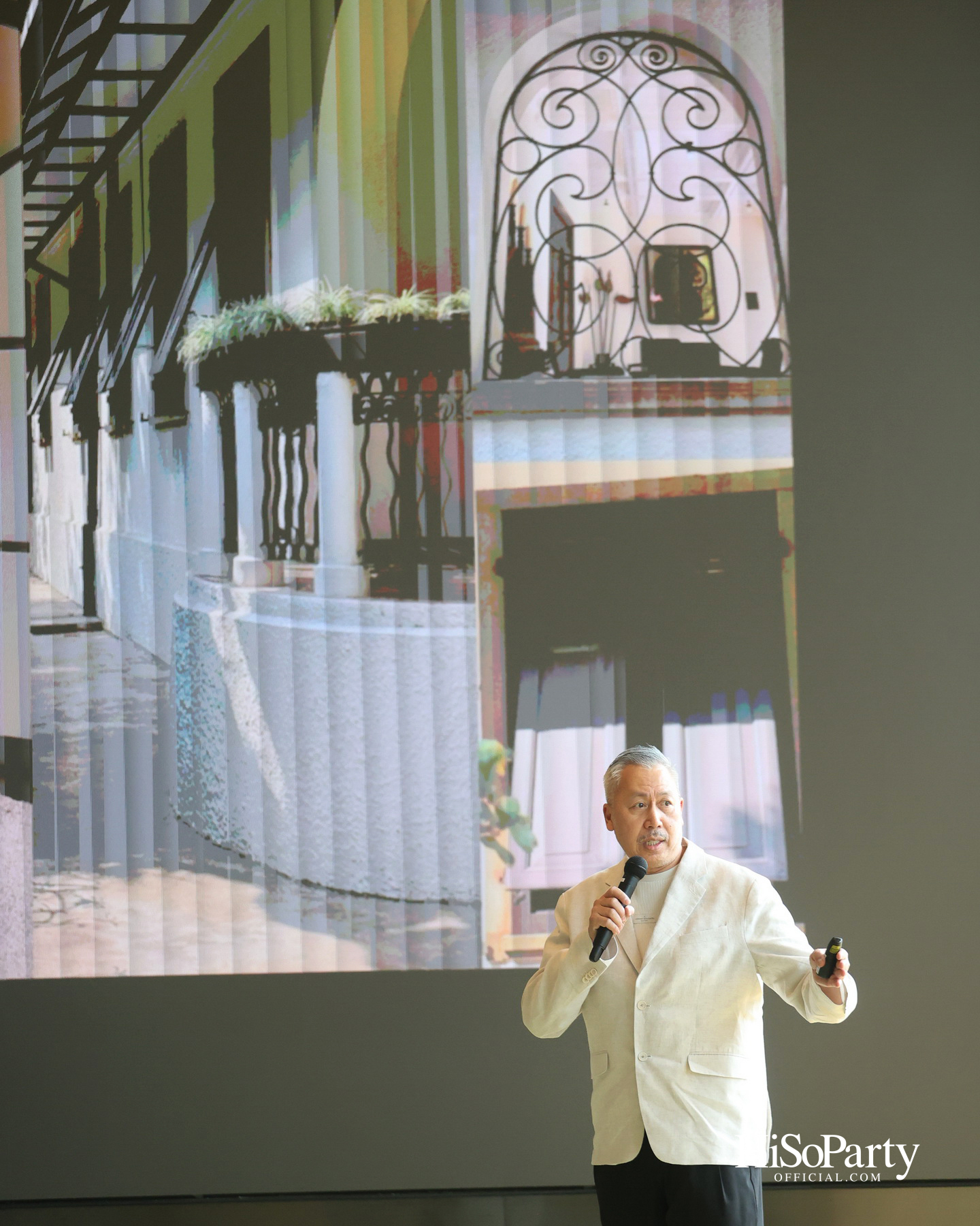 ‘Andaz One Bangkok Design & Art Talk’ ถ่ายทอดอัตลักษณ์ถนนวิทยุผ่านดีไซน์และศิลปะร่วมสมัย