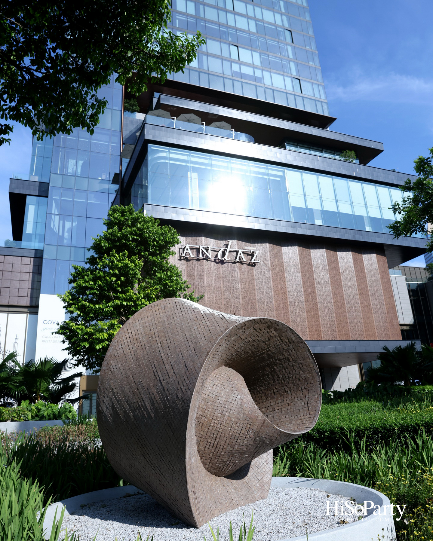 ‘Andaz One Bangkok Design & Art Talk’ ถ่ายทอดอัตลักษณ์ถนนวิทยุผ่านดีไซน์และศิลปะร่วมสมัย