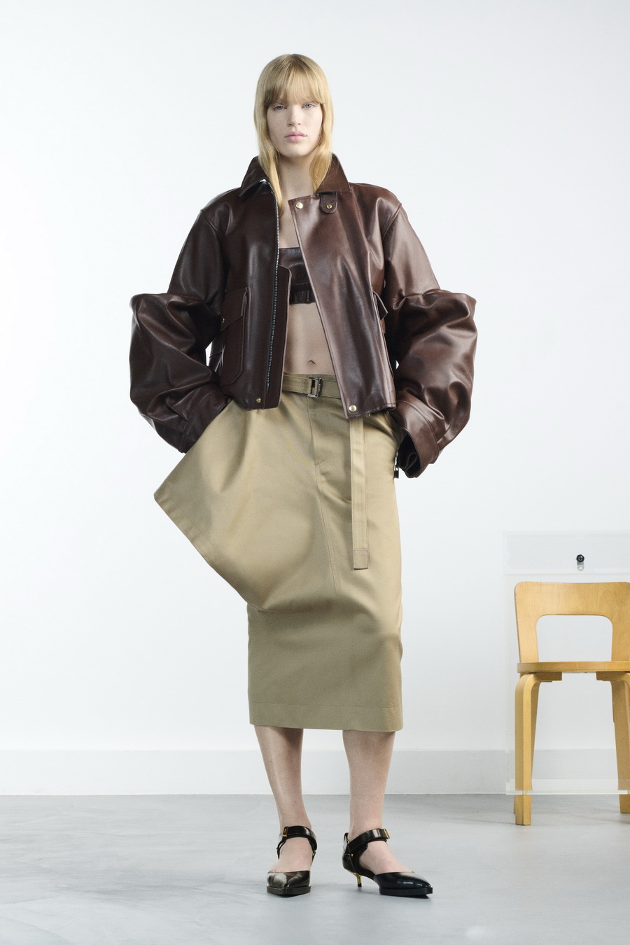 sacai Men’s Spring & Summer 2026 / Women’s Spring 2026 ‘EVERYDAY ALL DAY’ เมื่อความไฮบริดยกระดับชีวิตประจำวัน