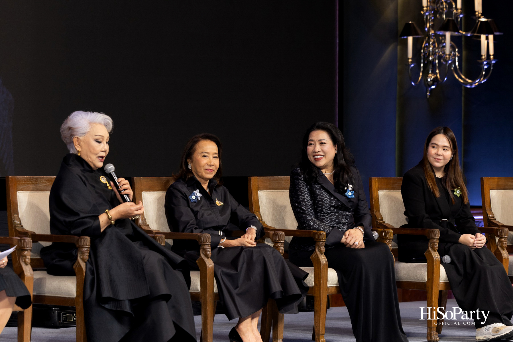 สมเด็จพระนางเจ้าฯ พระบรมราชินี เสด็จฯ ทรงเปิดโครงการ ‘สสธวท...สตรีทรงพลัง’ ในวาระ ๕๐ ปี สหพันธ์สมาคมสตรีนักธุรกิจและวิชาชีพแห่งประเทศไทย