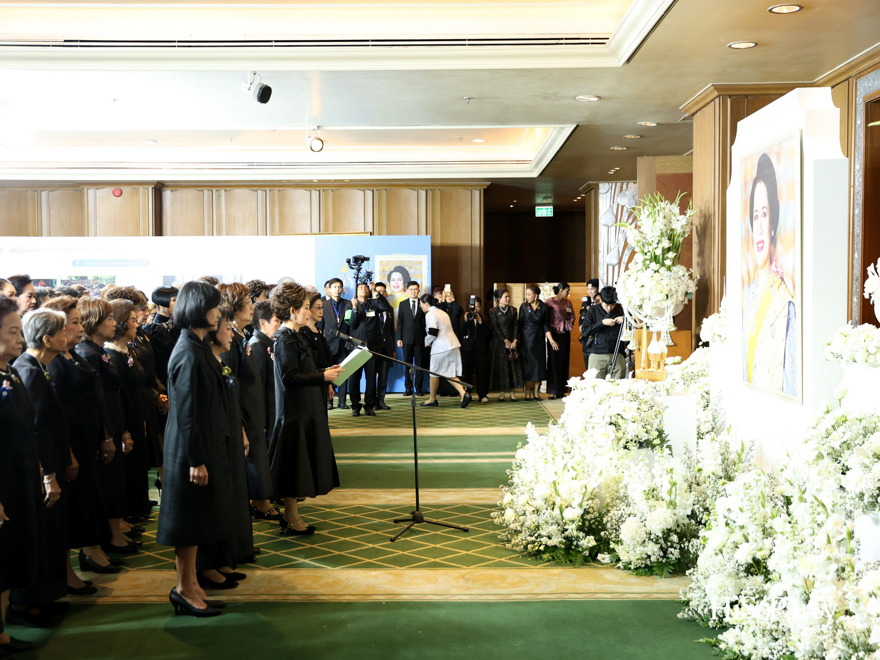 สมเด็จพระนางเจ้าฯ พระบรมราชินี เสด็จฯ ทรงเปิดโครงการ ‘สสธวท...สตรีทรงพลัง’ ในวาระ ๕๐ ปี สหพันธ์สมาคมสตรีนักธุรกิจและวิชาชีพแห่งประเทศไทย