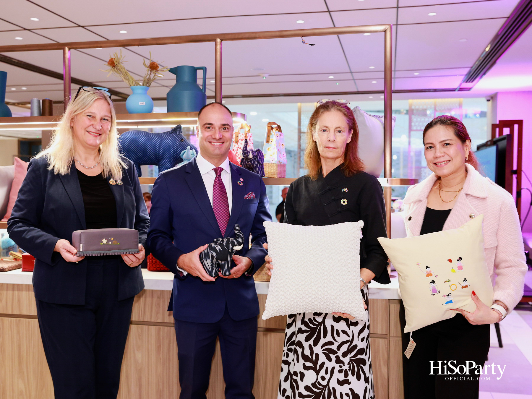 อมารี กรุงเทพฯ และ ออนิกซ์ ฮอสพิทาลิตี้ กรุ๊ป เฉลิมฉลองวันสตรีสากล ภายใต้แนวคิด ‘Stories of Women, Power & Purpose’