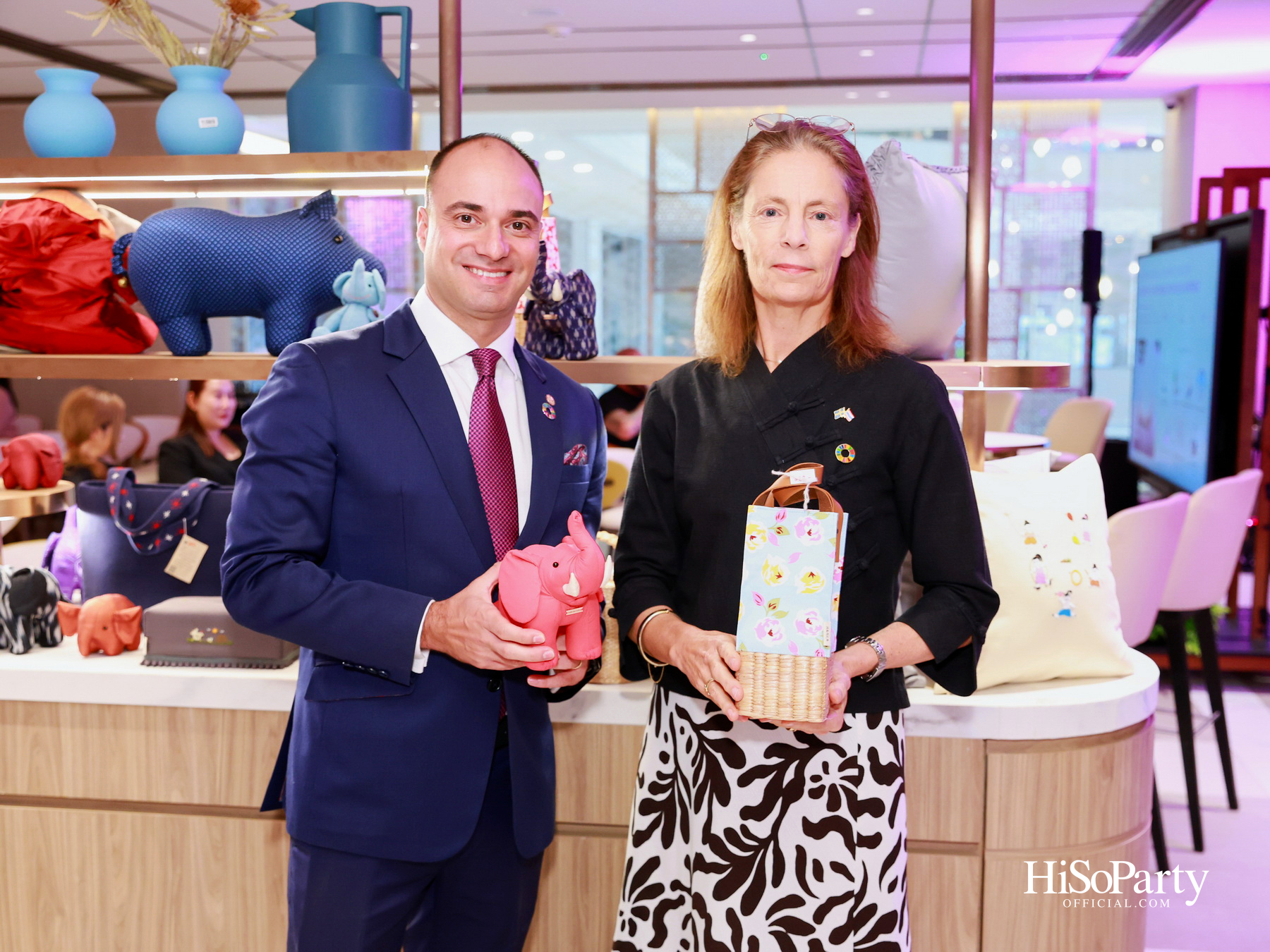 อมารี กรุงเทพฯ และ ออนิกซ์ ฮอสพิทาลิตี้ กรุ๊ป เฉลิมฉลองวันสตรีสากล ภายใต้แนวคิด ‘Stories of Women, Power & Purpose’