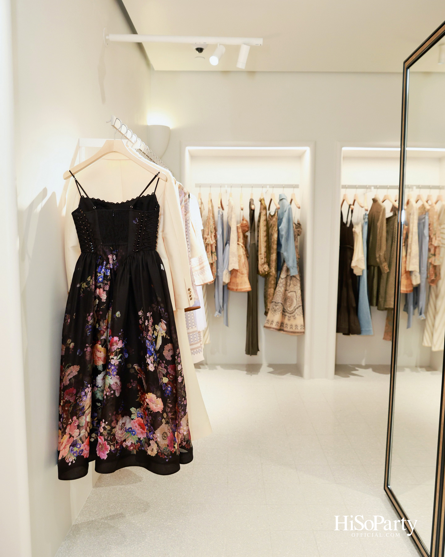 ZIMMERMANN เฉลิมฉลองการเปิดตัวบูติกแห่งแรกในประเทศไทย ณ ศูนย์การค้าไอคอนสยาม  