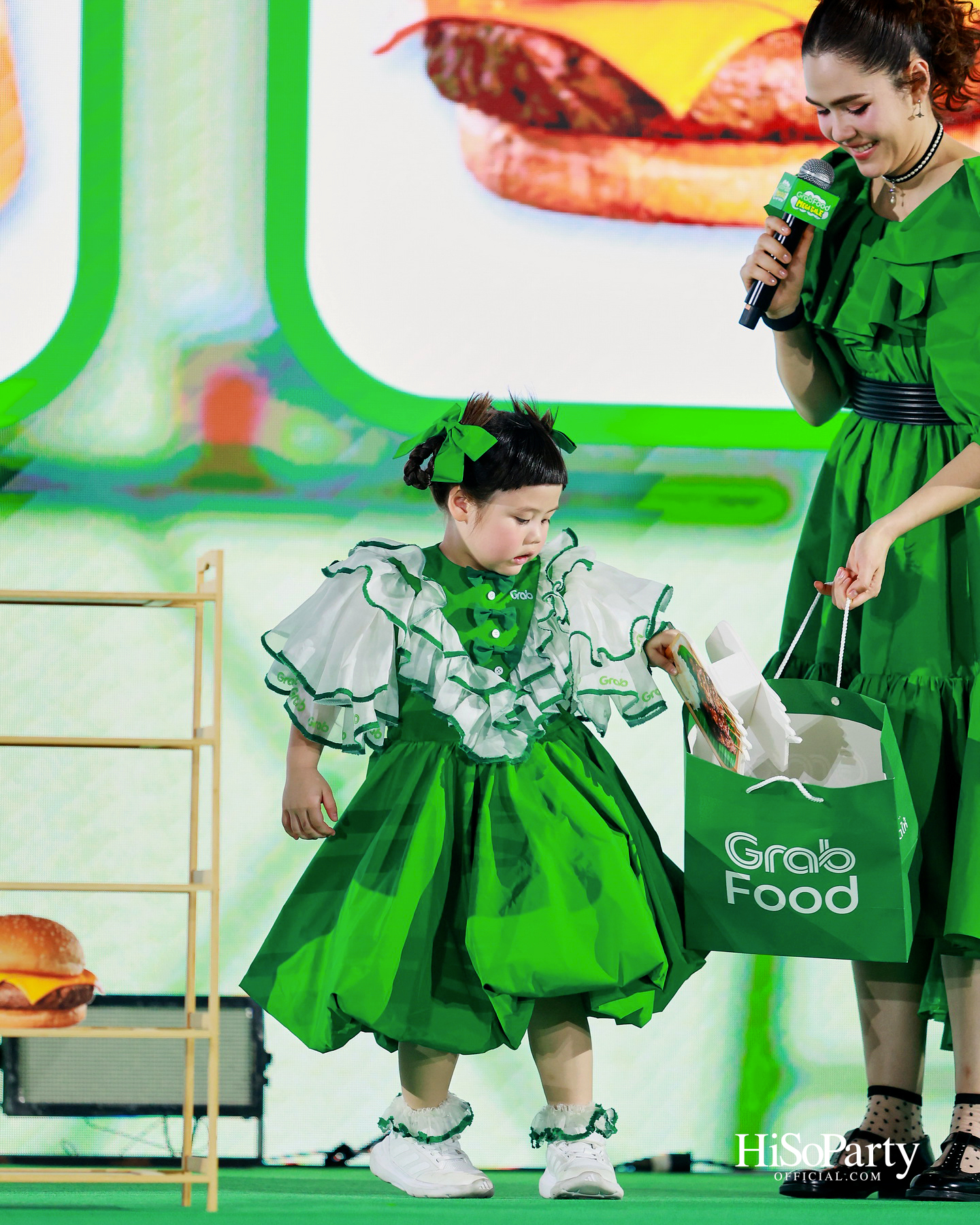 Grab เปิดตัวแคมเปญ ‘GrabFood MEGA GALE ถูกกว่าชัวร์’ ต้อนรับ น้องเกล แอบิเกล Friend of Grab คนล่าสุด