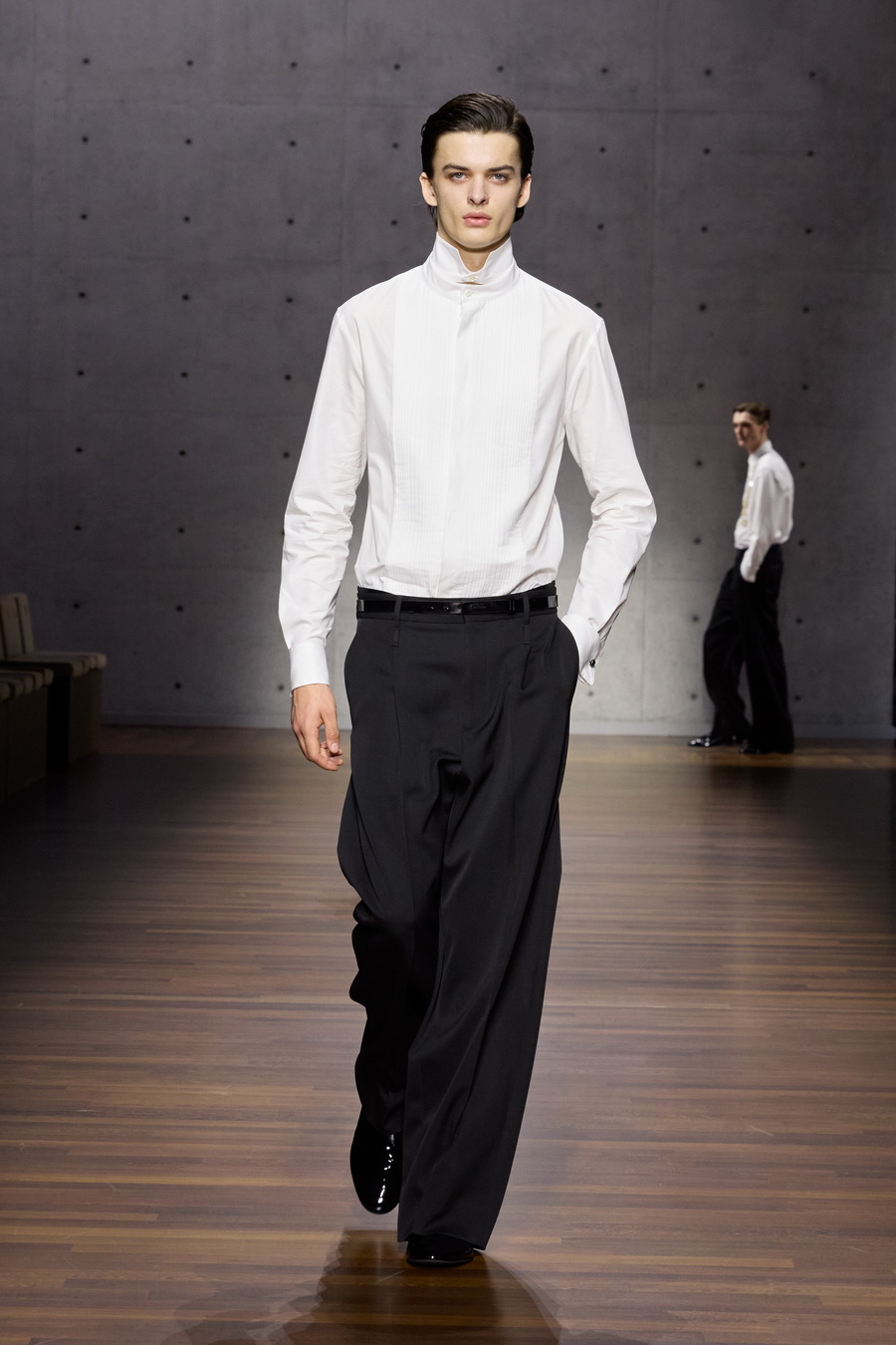 Emporio Armani Autumn/Winter 2026–27 นิยามใหม่ของความสมดุลระหว่างกฎเกณฑ์และเสรีภาพ