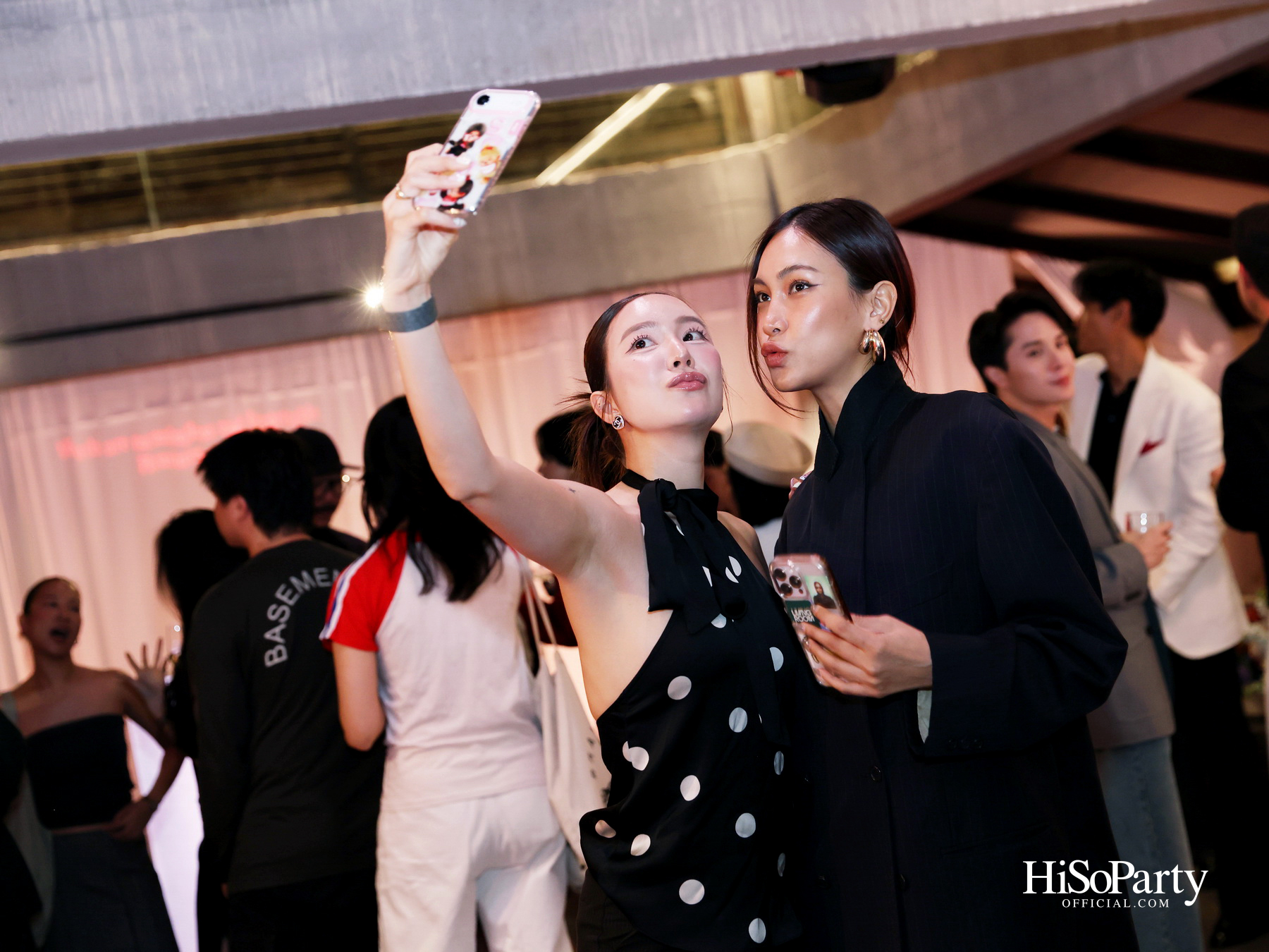 ‘MAW’ ขนมพรีเมียมแบรนด์ใหม่ของ พีช พชร ยกระดับทุกโมเมนต์ธรรมดาให้มีสไตล์