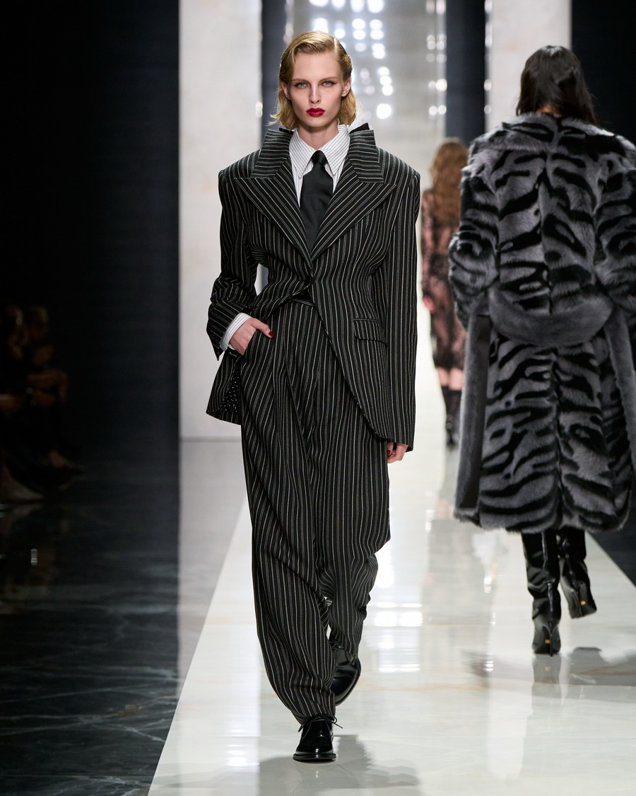 Dolce&Gabbana เผยโฉมคอลเลกชัน Women’s Fall/Winter 2026 ภายใต้แนวคิด ‘Identity’ สะท้อนอัตลักษณ์และเสน่ห์เหนือกาลเวลา