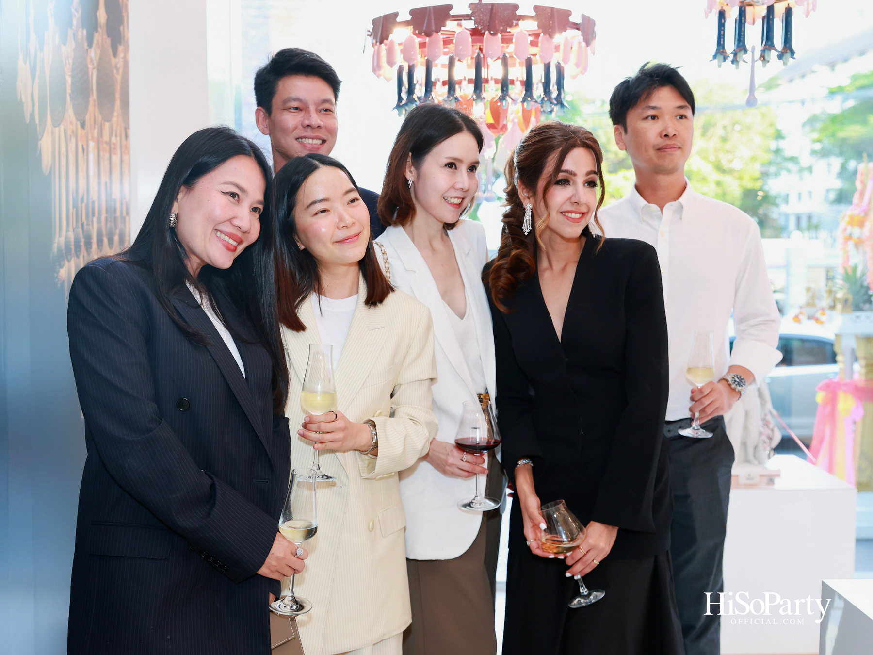 Crystal Symphony และ Lladró เผยประสบการณ์สุดเอ็กซ์คลูซีฟ ถ่ายทอดสุนทรียศาสตร์แห่งแสงไฟผ่านงานพอร์ซเลนร่วมสมัย