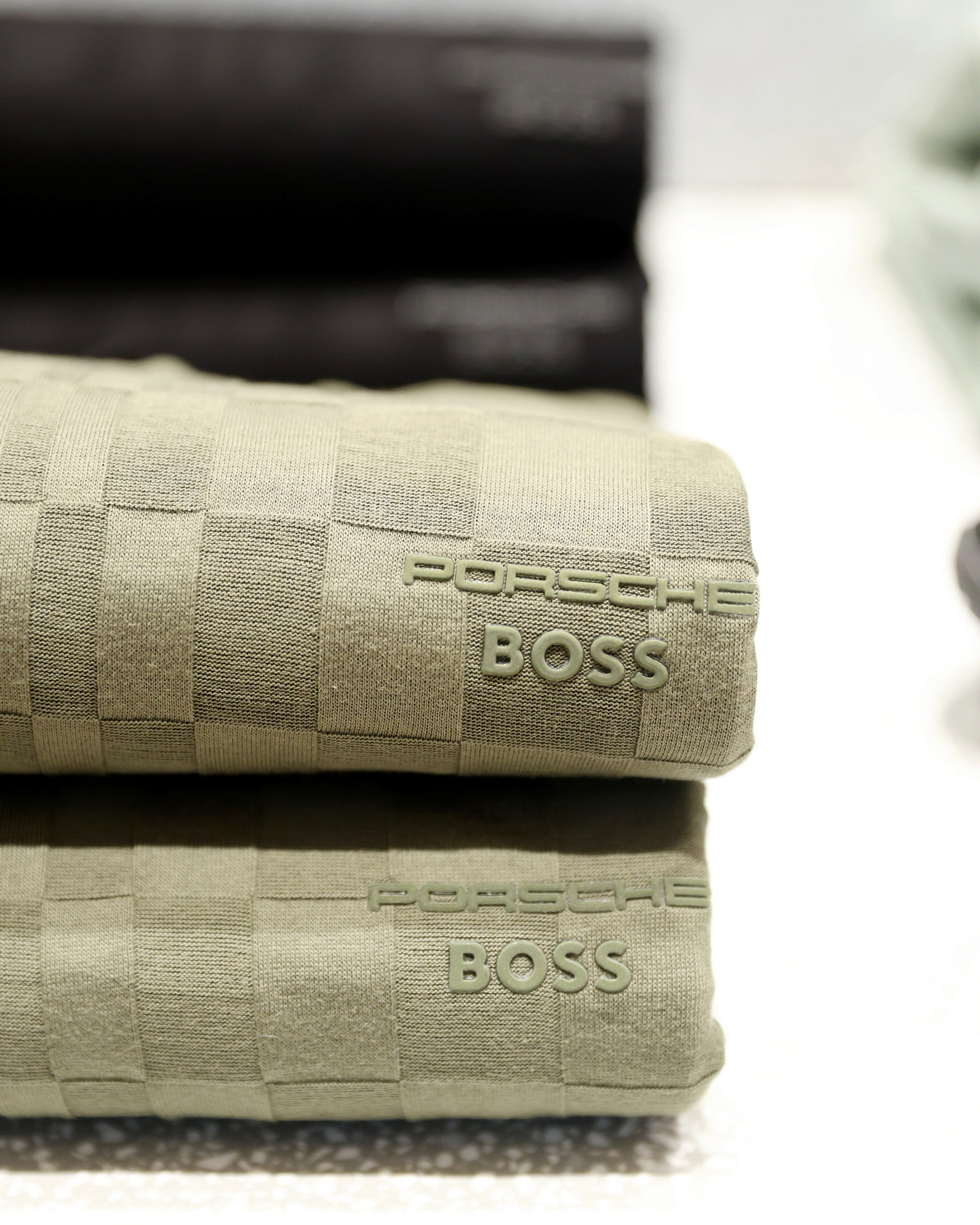 BOSS เปิดแฟล็กชิปสโตร์ One Bangkok อย่างยิ่งใหญ่ ต้อนรับเหล่าคนดังร่วมถ่ายทอดสไตล์ ‘Be Your Own BOSS’