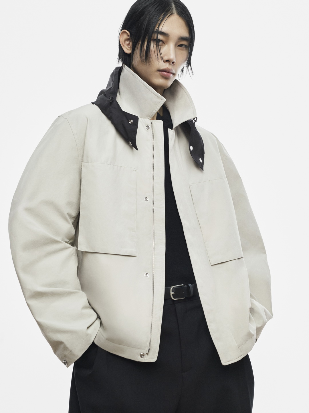 COS เปิดตัวแคมเปญ Spring Summer 2026 นำโดย Alexander Skarsgård, Park Gyuyoung, Vittoria Ceretti และ Taemin Park