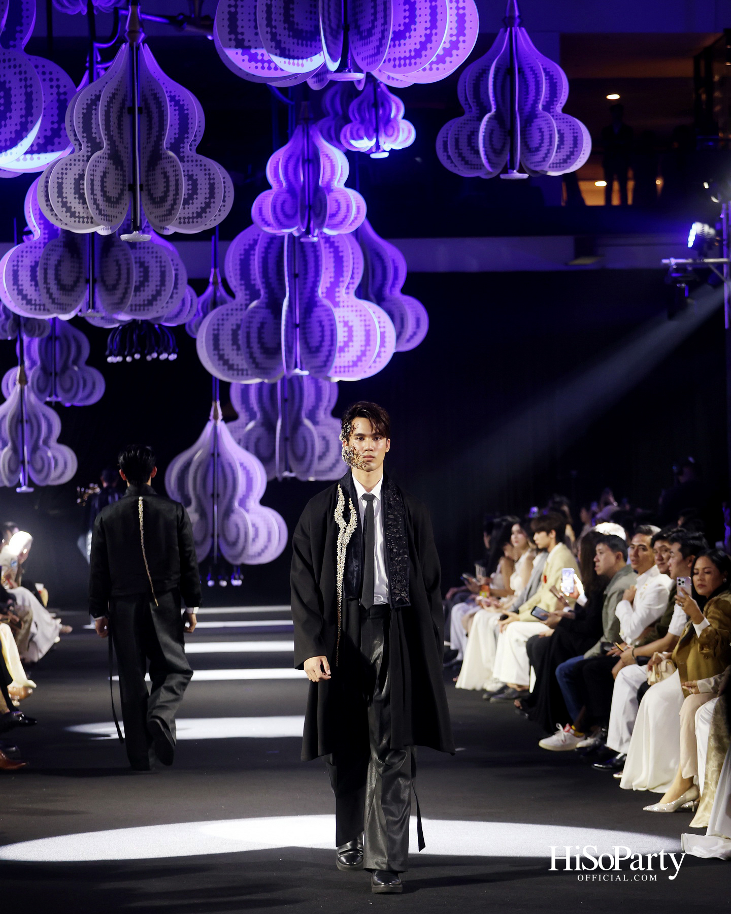 River City Bangkok เปิดค่ำคืนแห่งแสงไฟ ‘A Constellation in Bloom’ ร่วมกับ SARRAN