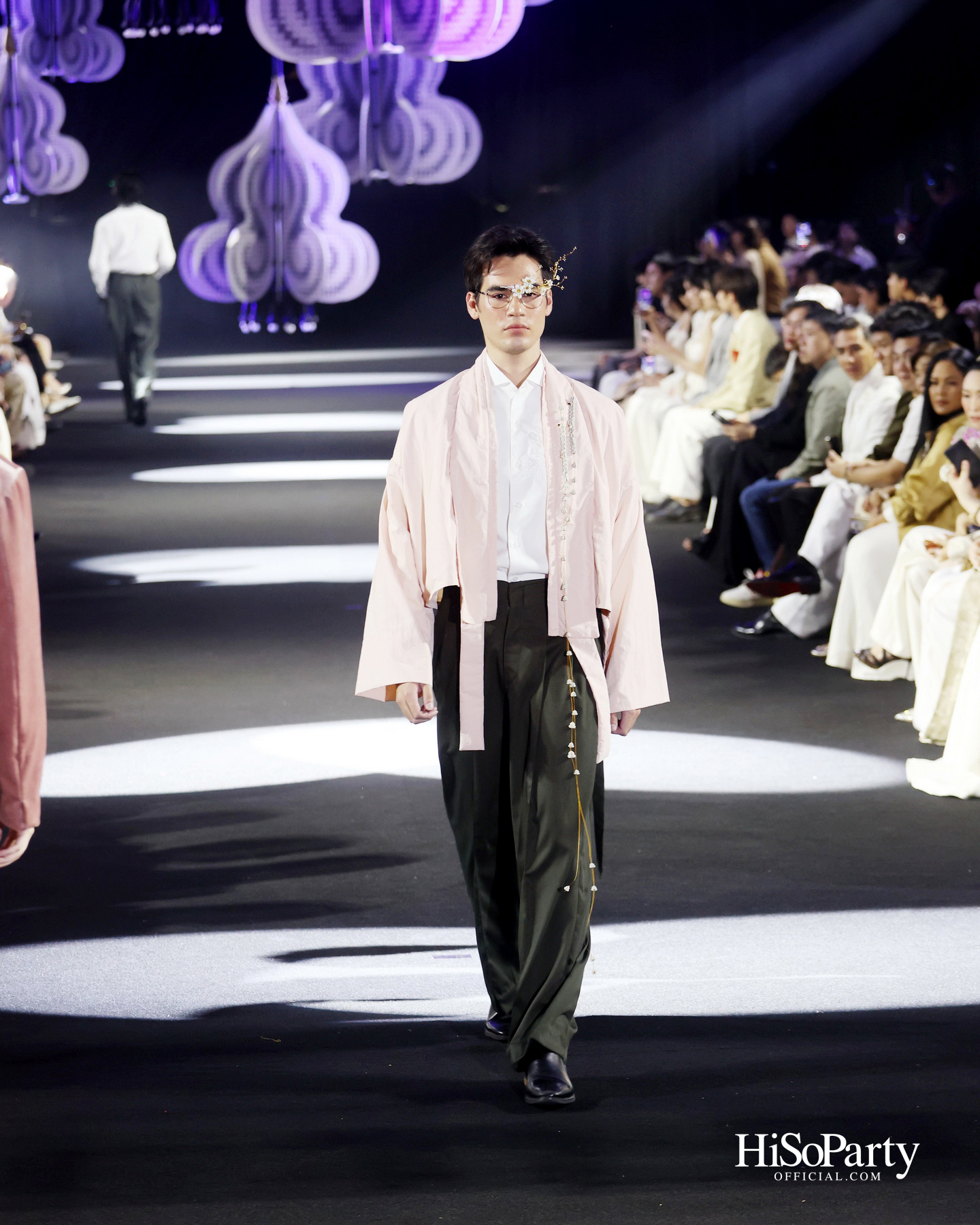 River City Bangkok เปิดค่ำคืนแห่งแสงไฟ ‘A Constellation in Bloom’ ร่วมกับ SARRAN