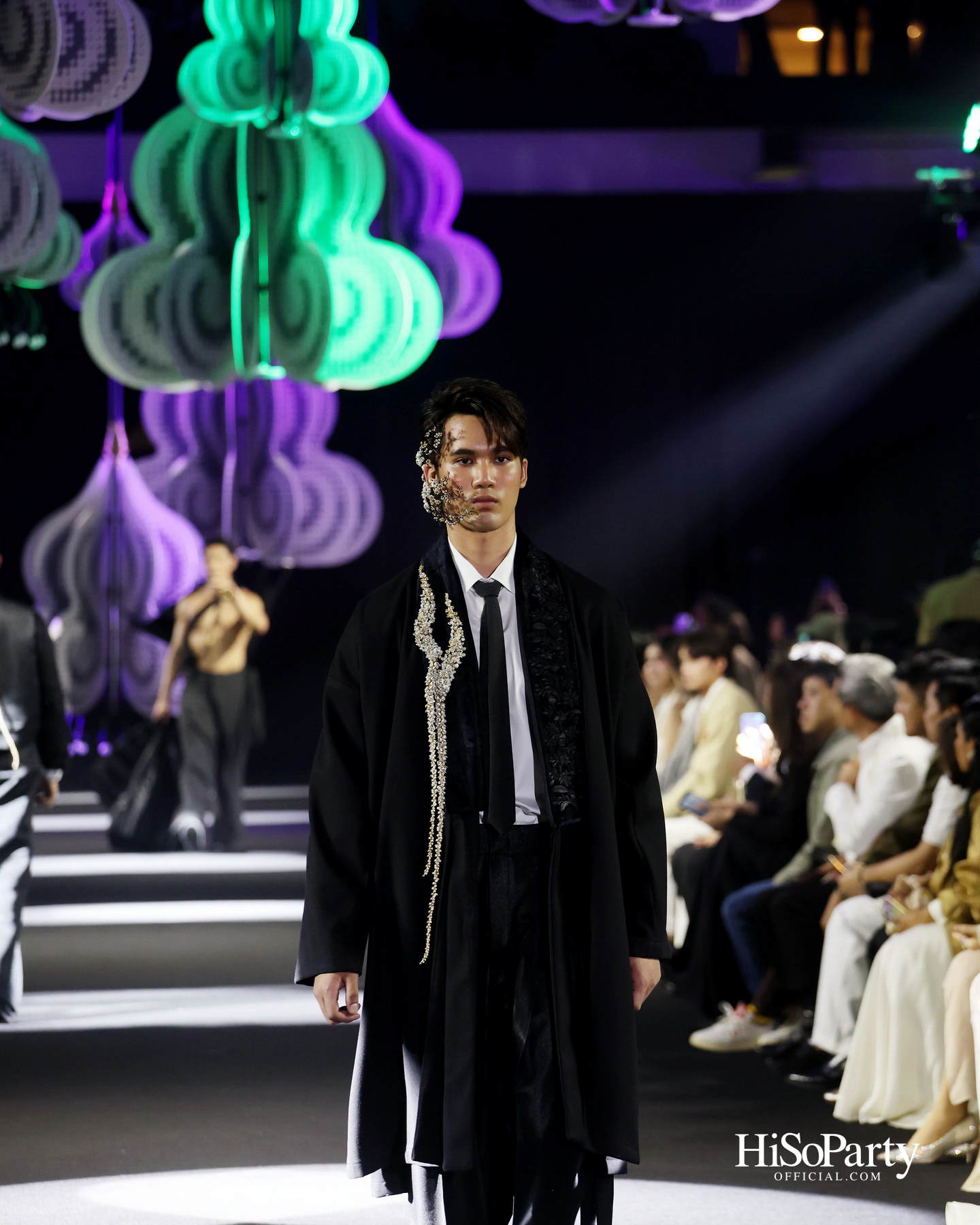 River City Bangkok เปิดค่ำคืนแห่งแสงไฟ ‘A Constellation in Bloom’ ร่วมกับ SARRAN