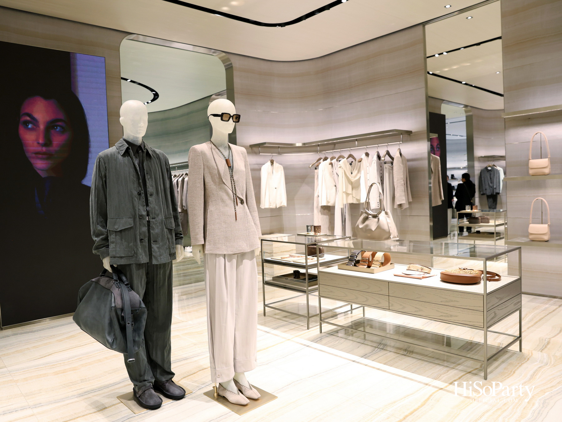 Giorgio Armani เปิดตัวคอลเลกชัน ‘Signature Harmony’ ถ่ายทอดความกลมกลืนแห่งดีไซน์ใน SS2026 ณ ICONSIAM