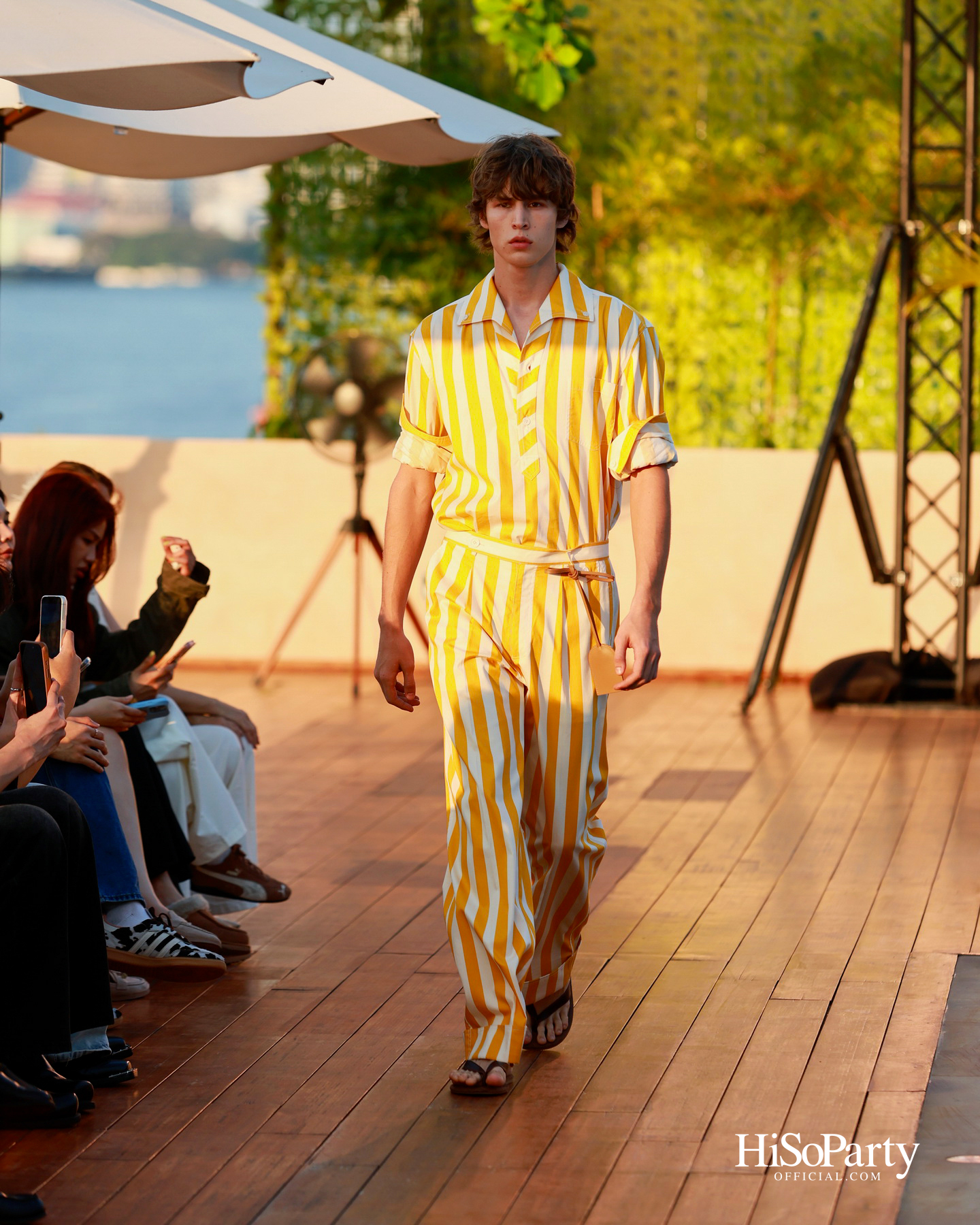 ‘24-Hr Full Service’ จาก MOO Bangkok ถ่ายทอดสไตล์ Service & Poolside ในมุมมอง Urban Casual ที่ร่วมสมัย