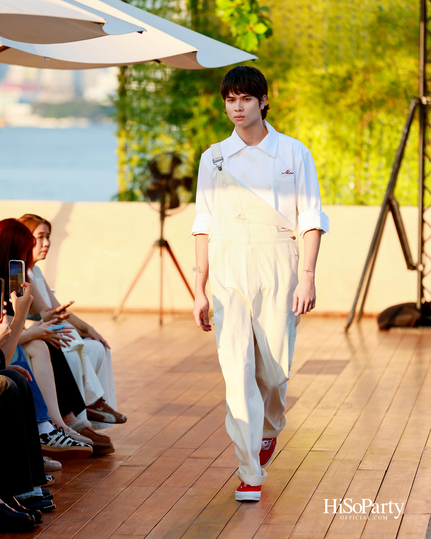 ‘24-Hr Full Service’ จาก MOO Bangkok ถ่ายทอดสไตล์ Service & Poolside ในมุมมอง Urban Casual ที่ร่วมสมัย