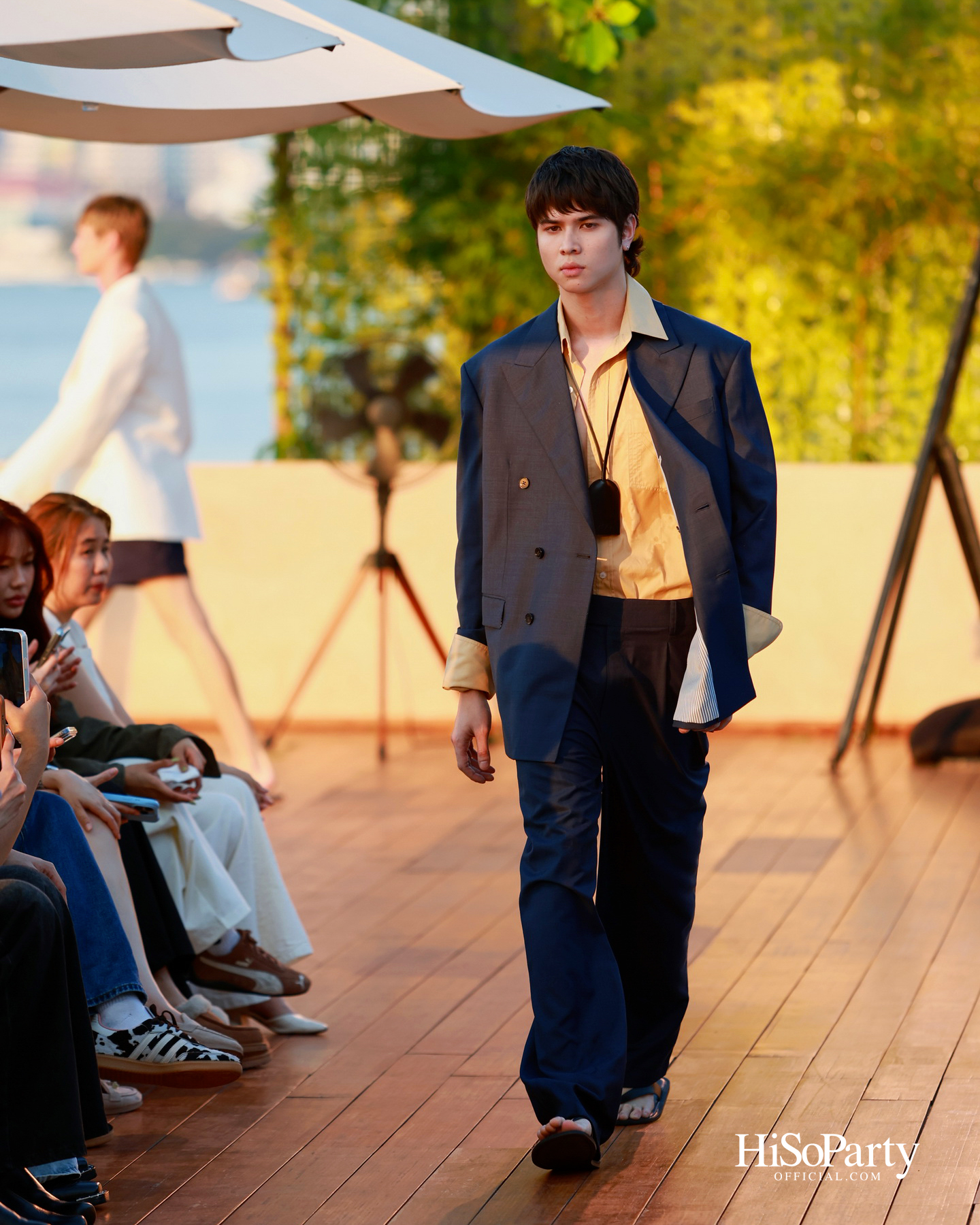 ‘24-Hr Full Service’ จาก MOO Bangkok ถ่ายทอดสไตล์ Service & Poolside ในมุมมอง Urban Casual ที่ร่วมสมัย