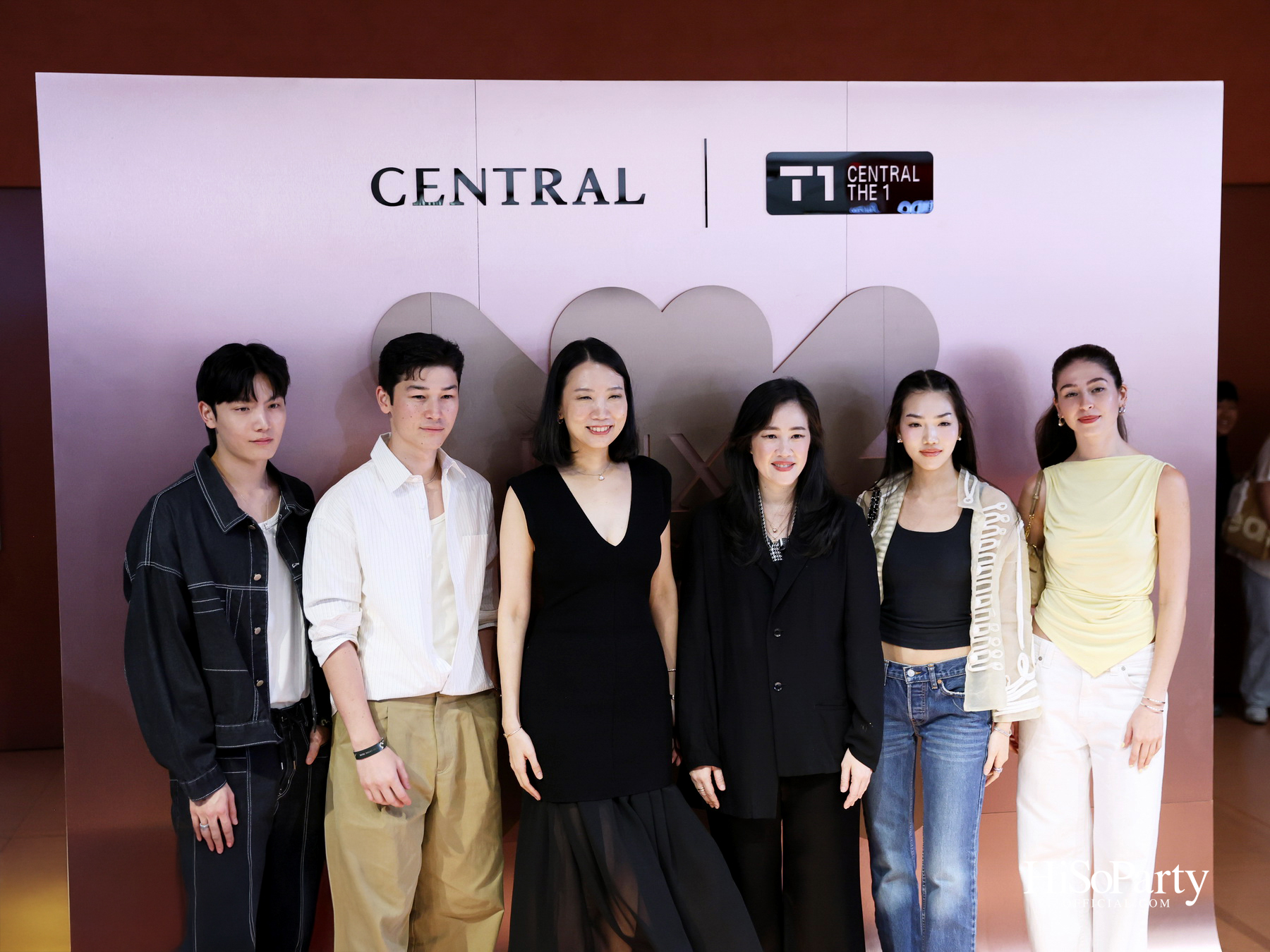 ‘CENTRAL LUXE NIGHT OUT’ ค่ำคืนแห่งแฟชั่น ไลฟ์สไตล์ และดนตรีสุดเอ็กซ์คลูซีฟ ณ เซ็นทรัลชิดลม