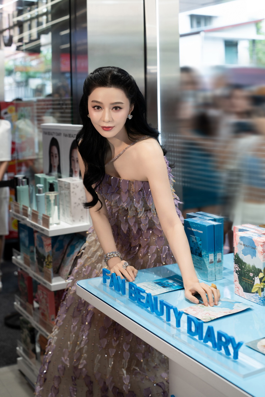 Fan Beauty Diary ถ่ายทอดนิยามผิวสวยในแบบ ‘ฟ่าน ปิงปิง’ สู่ประสบการณ์ Sensory Skincare ครั้งแรกในไทย