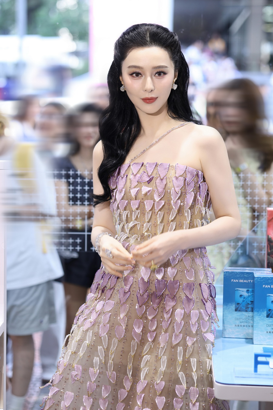 Fan Beauty Diary ถ่ายทอดนิยามผิวสวยในแบบ ‘ฟ่าน ปิงปิง’ สู่ประสบการณ์ Sensory Skincare ครั้งแรกในไทย