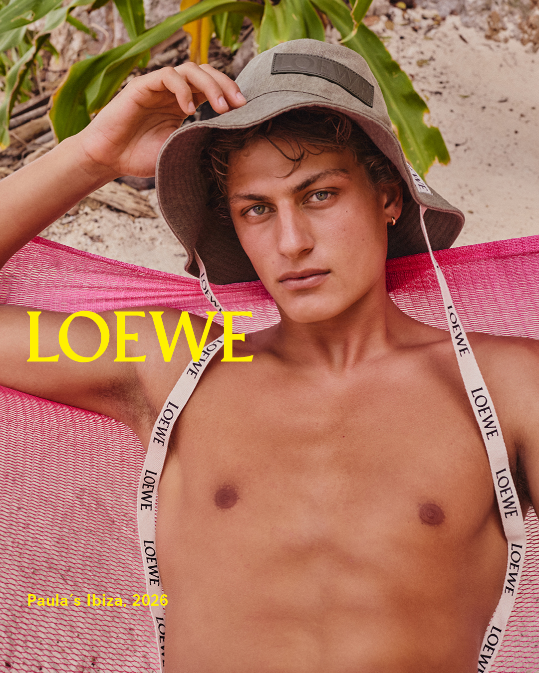 LOEWE Paula’s Ibiza 2026 ถ่ายทอดจิตวิญญาณฤดูร้อนผ่านงานฝีมือและเสน่ห์แห่งอิสระ