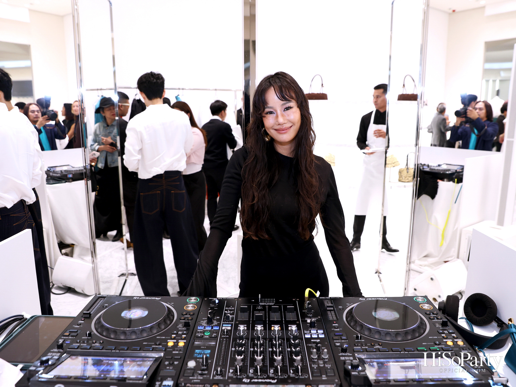 Alaïa เปิดบูติกแห่งแรกในประเทศไทย ณ Central Embassy ถ่ายทอดเสน่ห์แห่งเมซงผ่านงานดีไซน์อันสง่างาม