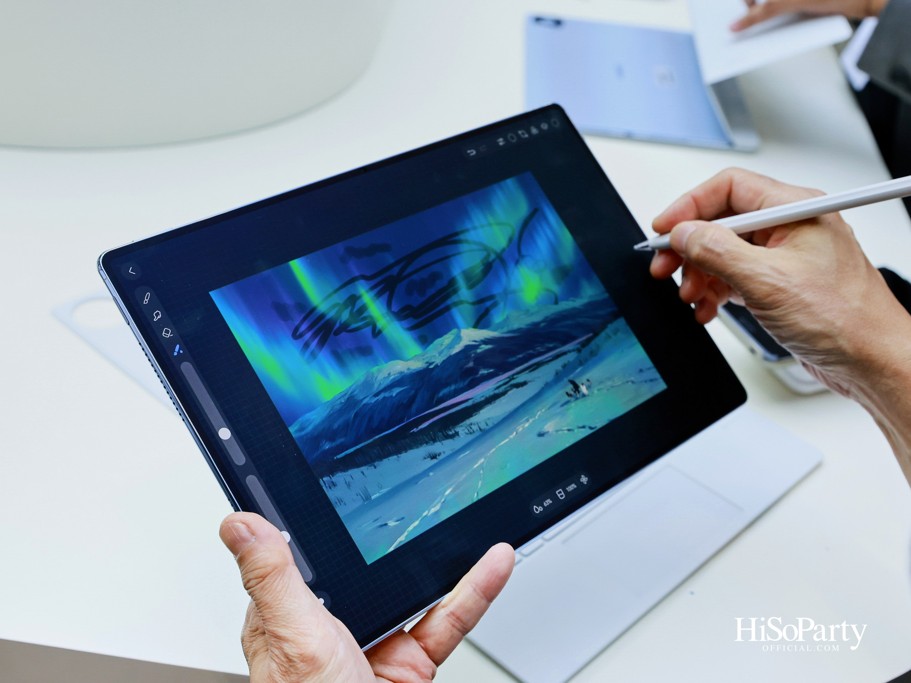 Huawei สร้างประวัติศาสตร์เปิดตัวนวัตกรรมระดับโลกที่ประเทศไทย ภายใต้แนวคิด ‘Now Is Your Spark’