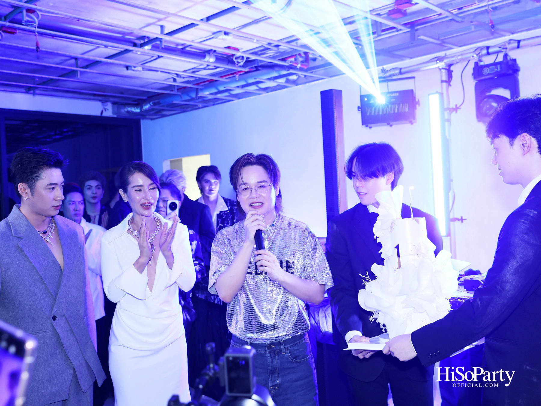 Beauty Gems, TQM และ ALTITUDE จัดงาน ‘The Extravaganza of Gems’ เปิดตัว ONE RESIDENCE CHAROENKRUNG พร้อมร่วมฉลองวันเกิด คุณหนึ่ง - สุริยน