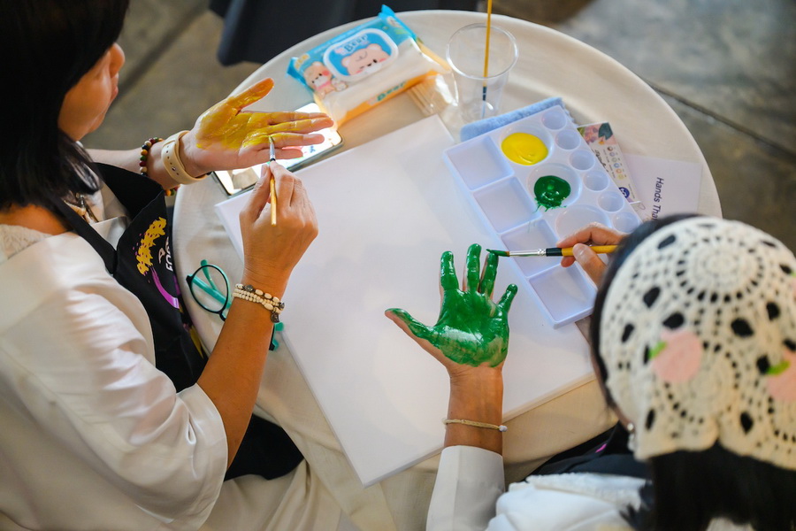 เดอร์มาติกช์ จับมือ Art for Cancer by Ireal จัดกิจกรรม ‘Hands That Heal Together’ ส่งต่อพลังใจให้ผู้ป่วยมะเร็งและผู้ดูแล