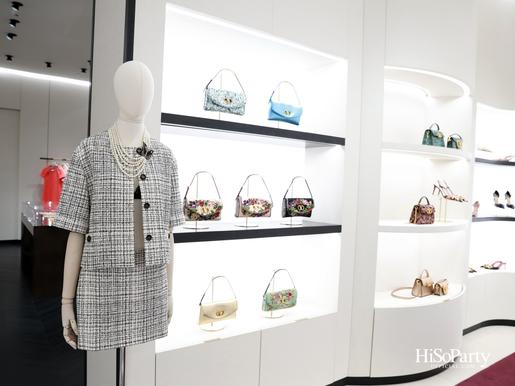 HiSoParty x Valentino ชวน Friends of HiSoParty ร่วมสัมผัสคอลเลกชันใหม่ล่าสุดจาก Valentino