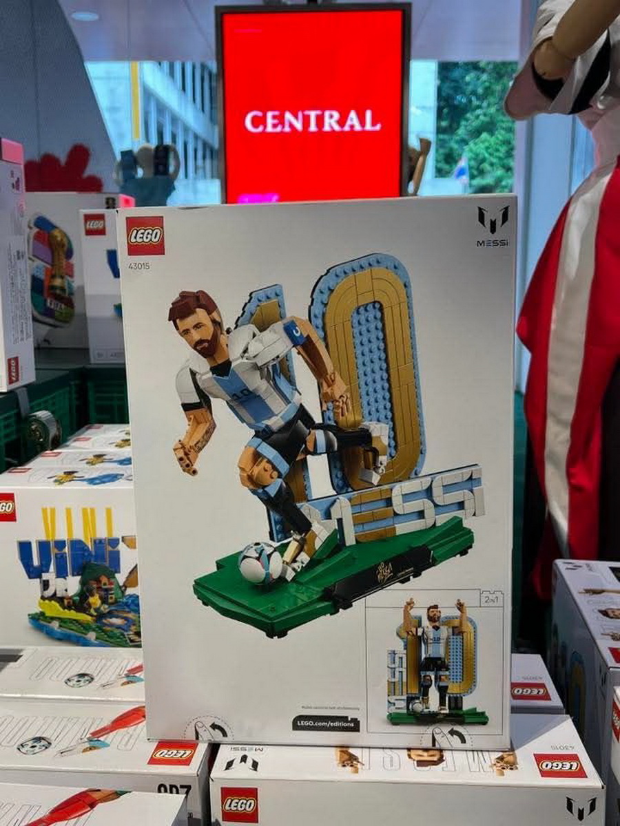‘CENTRAL FOOTBALL SOCIAL CLUB’ เปลี่ยนห้างสรรพสินค้าเซ็นทรัลชิดลม ให้กลายเป็นจุดนัดพบของแฟนฟุตบอลและไลฟ์สไตล์ระดับโลก