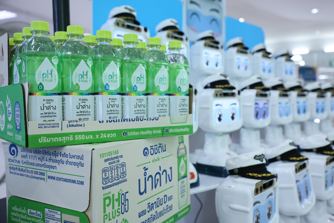 อิชิตันเดินหน้าสนับสนุนสาธารณสุขไทย ส่งมอบ ‘หุ่นยนต์อิชิตันดินสอ’ แก่ 4 โรงพยาบาลรัฐในจังหวัดชลบุรี