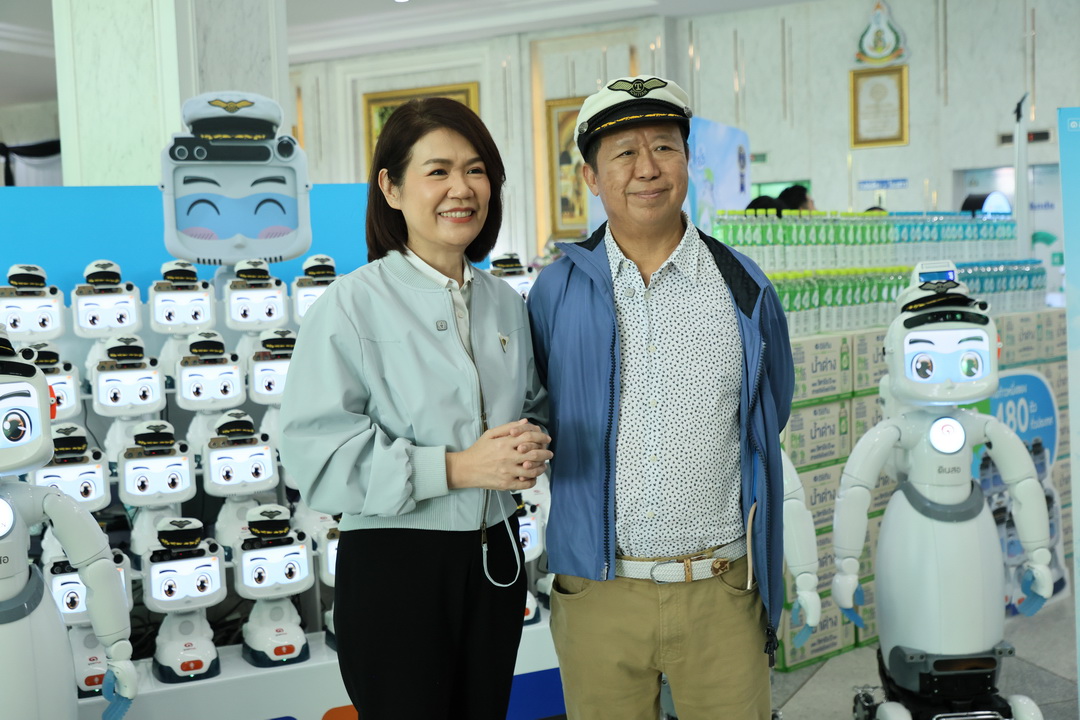 อิชิตันเดินหน้าสนับสนุนสาธารณสุขไทย ส่งมอบ ‘หุ่นยนต์อิชิตันดินสอ’ แก่ 4 โรงพยาบาลรัฐในจังหวัดชลบุรี