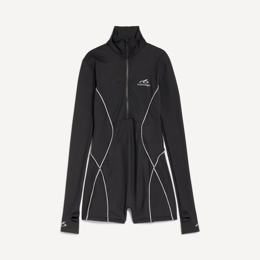 BALENCIAGA เปิดตัว ‘TechWear Wellness’ นิยามใหม่ของความหรูหราที่เชื่อมโยงแฟชั่น เทคโนโลยี และไลฟ์สไตล์แห่งสุขภาวะ