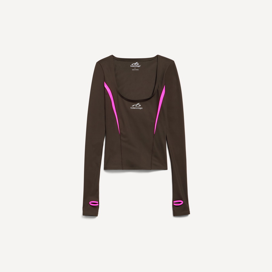 BALENCIAGA เปิดตัว ‘TechWear Wellness’ นิยามใหม่ของความหรูหราที่เชื่อมโยงแฟชั่น เทคโนโลยี และไลฟ์สไตล์แห่งสุขภาวะ