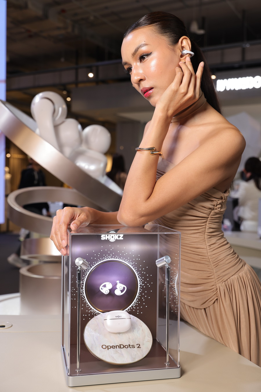SHOKZ เปิดตัว ‘OpenDots 2’ หูฟัง Open-Ear ดีไซน์ Clip-on ภายใต้แนวคิด ‘Style Meets Sound’