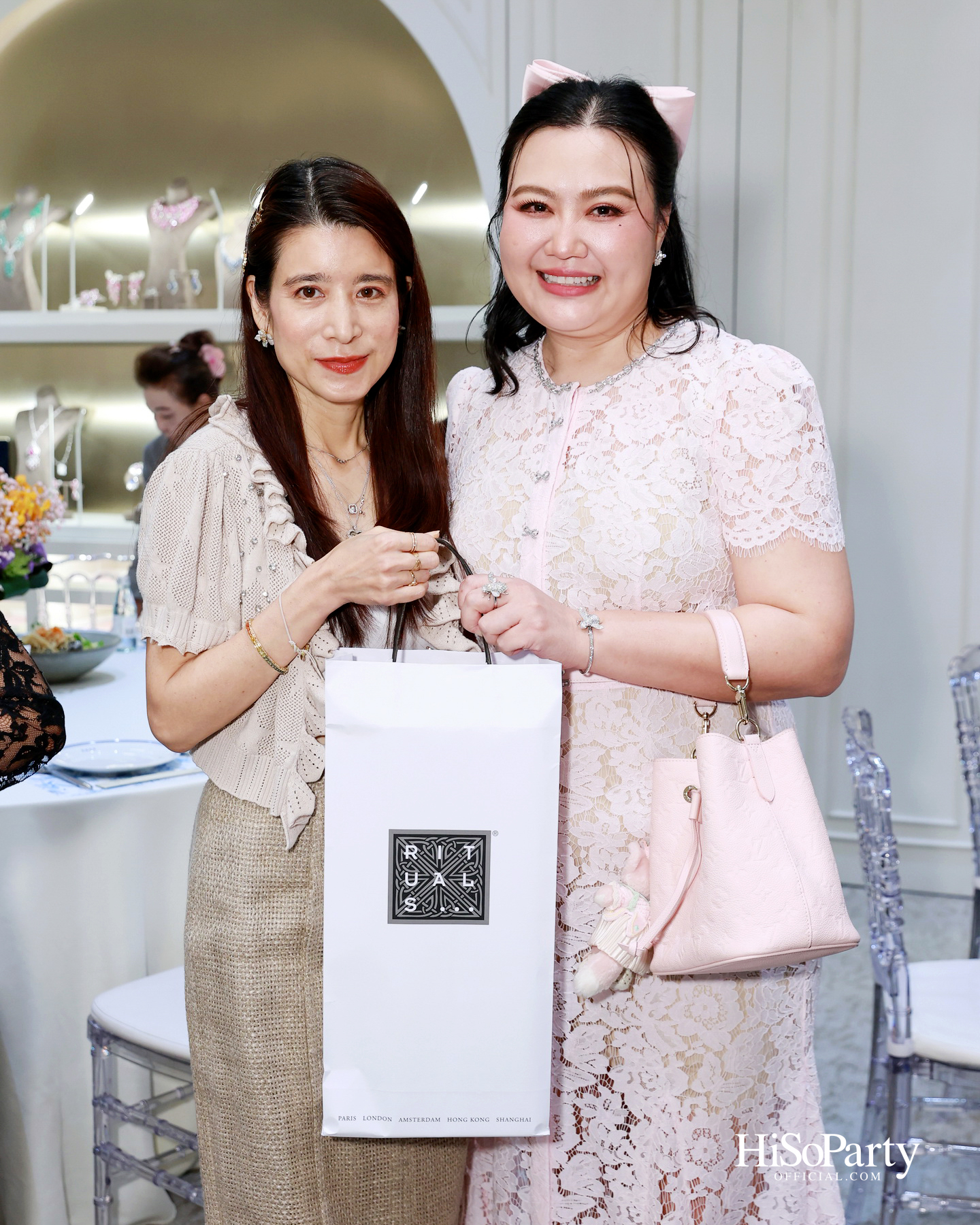 Beauty Gems จัด Sit-Down Lunch ร่วมเฉลิมฉลองเดือนแห่งวันเกิดของ คุณหญิง - ปรียามล, คุณบิ๋ง - นันทมาลี และคุณแนน – รัชชตะ