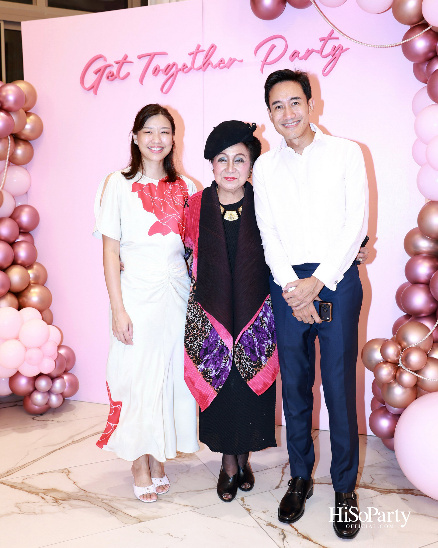 ‘LOVE FOREVER’ ค่ำคืนแห่งความรัก ฉลองวันเกิด ‘คุณสุวิมล มหากิจศิริ’ อย่างอบอุ่นและชื่นมื่น