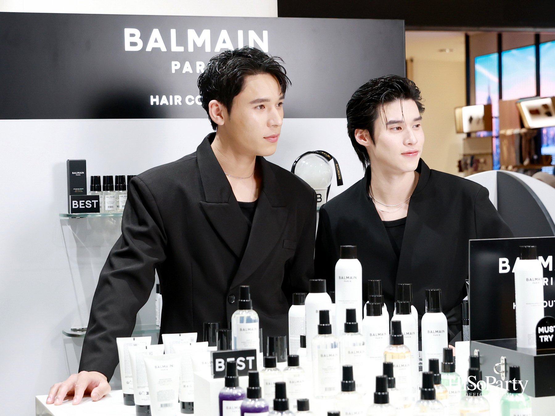 BALMAIN HAIR เปิดป็อปอัพ ‘BALMAIN HAIR VOYAGE’ ชวนสัมผัสโลกแห่งแฮร์กูตูร์ พร้อมอัปเดตคอลเลกชัน ‘LOCKS OF GOLD’