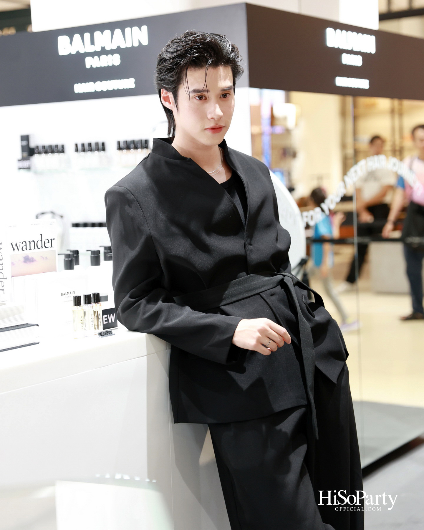 BALMAIN HAIR เปิดป็อปอัพ ‘BALMAIN HAIR VOYAGE’ ชวนสัมผัสโลกแห่งแฮร์กูตูร์ พร้อมอัปเดตคอลเลกชัน ‘LOCKS OF GOLD’