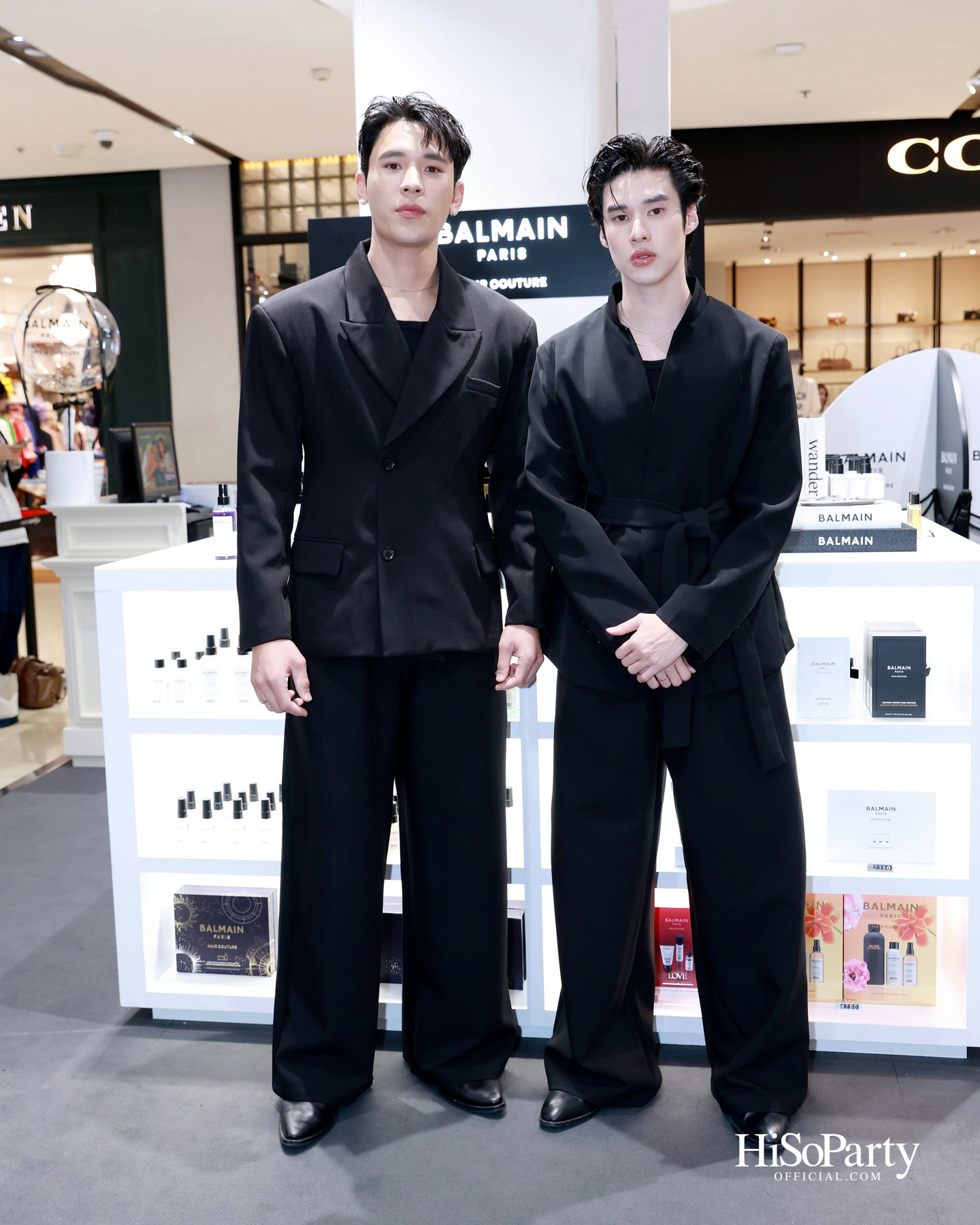 BALMAIN HAIR เปิดป็อปอัพ ‘BALMAIN HAIR VOYAGE’ ชวนสัมผัสโลกแห่งแฮร์กูตูร์ พร้อมอัปเดตคอลเลกชัน ‘LOCKS OF GOLD’